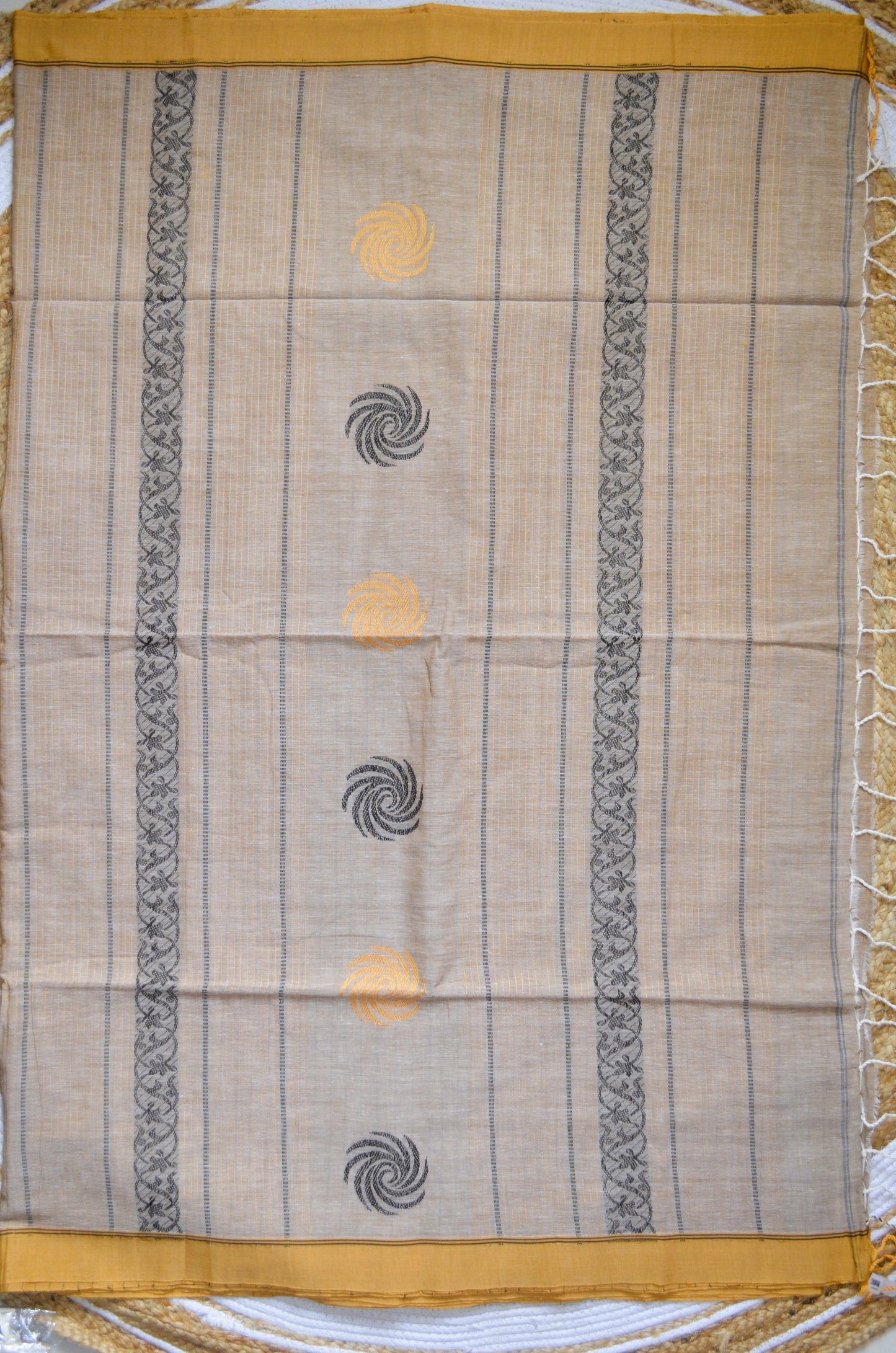 Beige Bengal Muslin Butter Cotton Handloom Saree