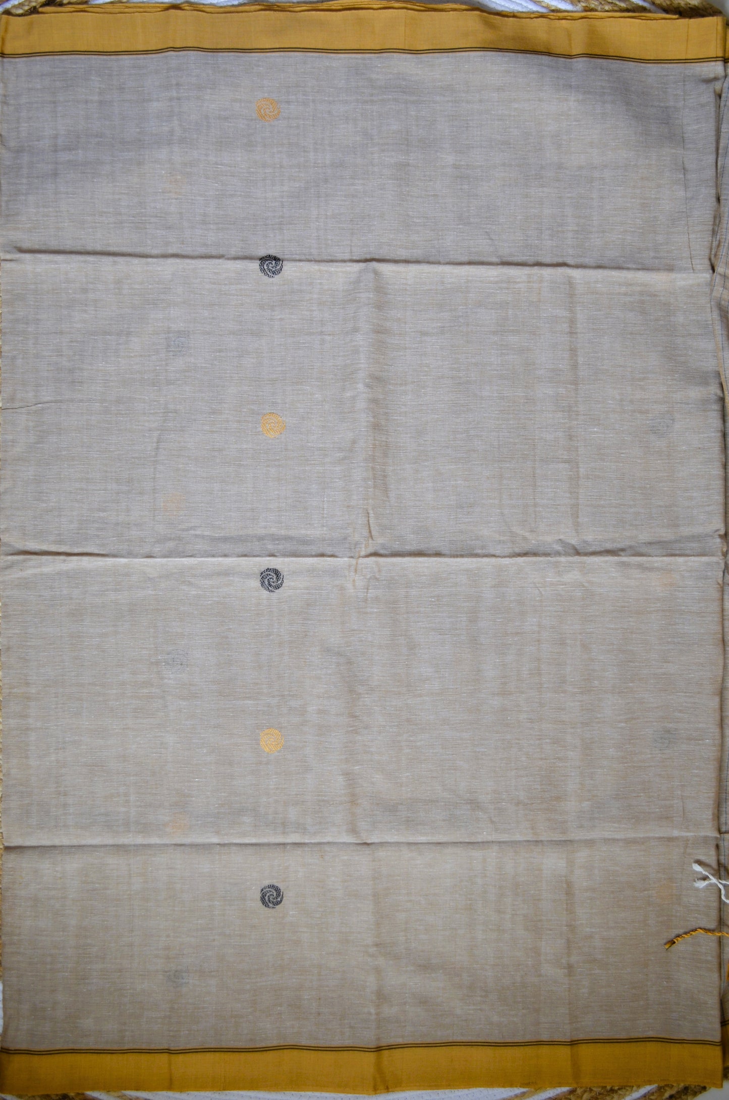 Beige Bengal Muslin Butter Cotton Handloom Saree
