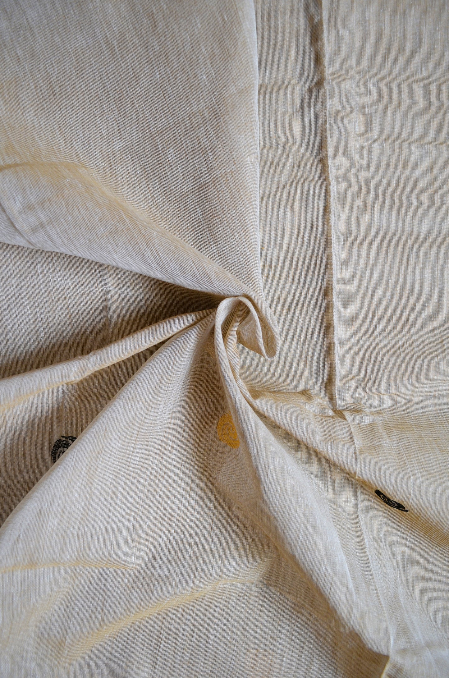 Beige Bengal Muslin Butter Cotton Handloom Saree