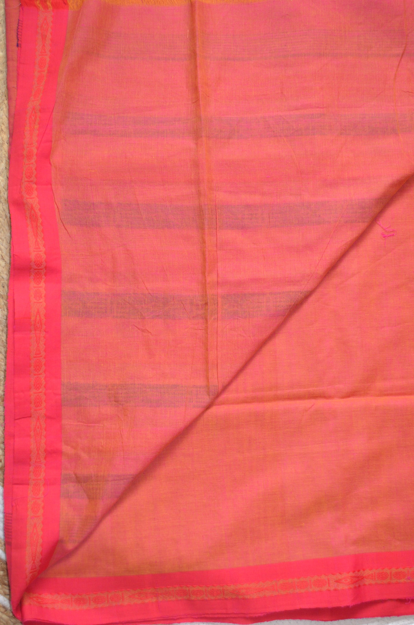 Magenta Buttery Mul Cotton Bengal Muslin Handloom Saree