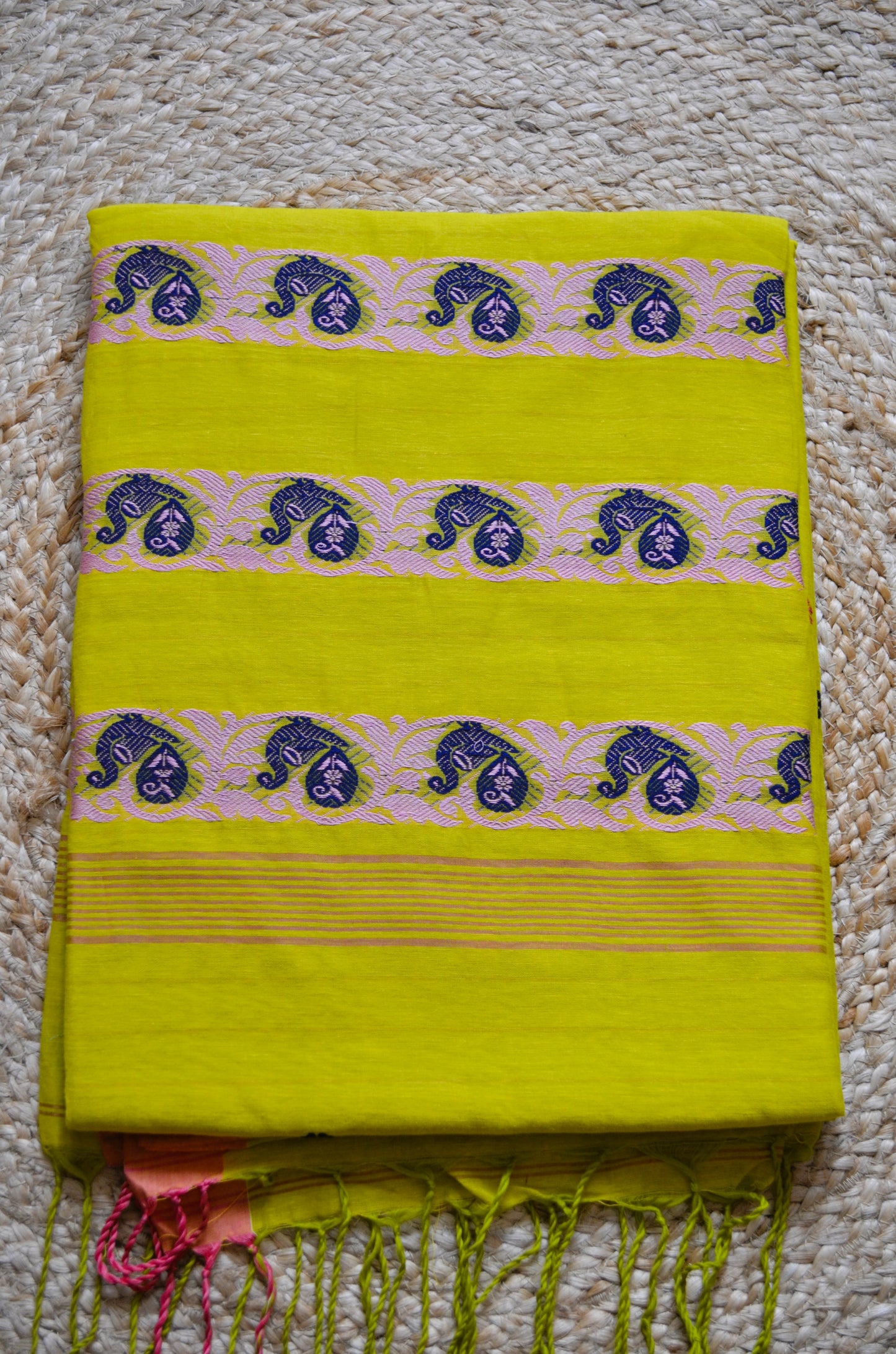 Lemon Buttery Mul Cotton Bengal Muslin Handloom Saree