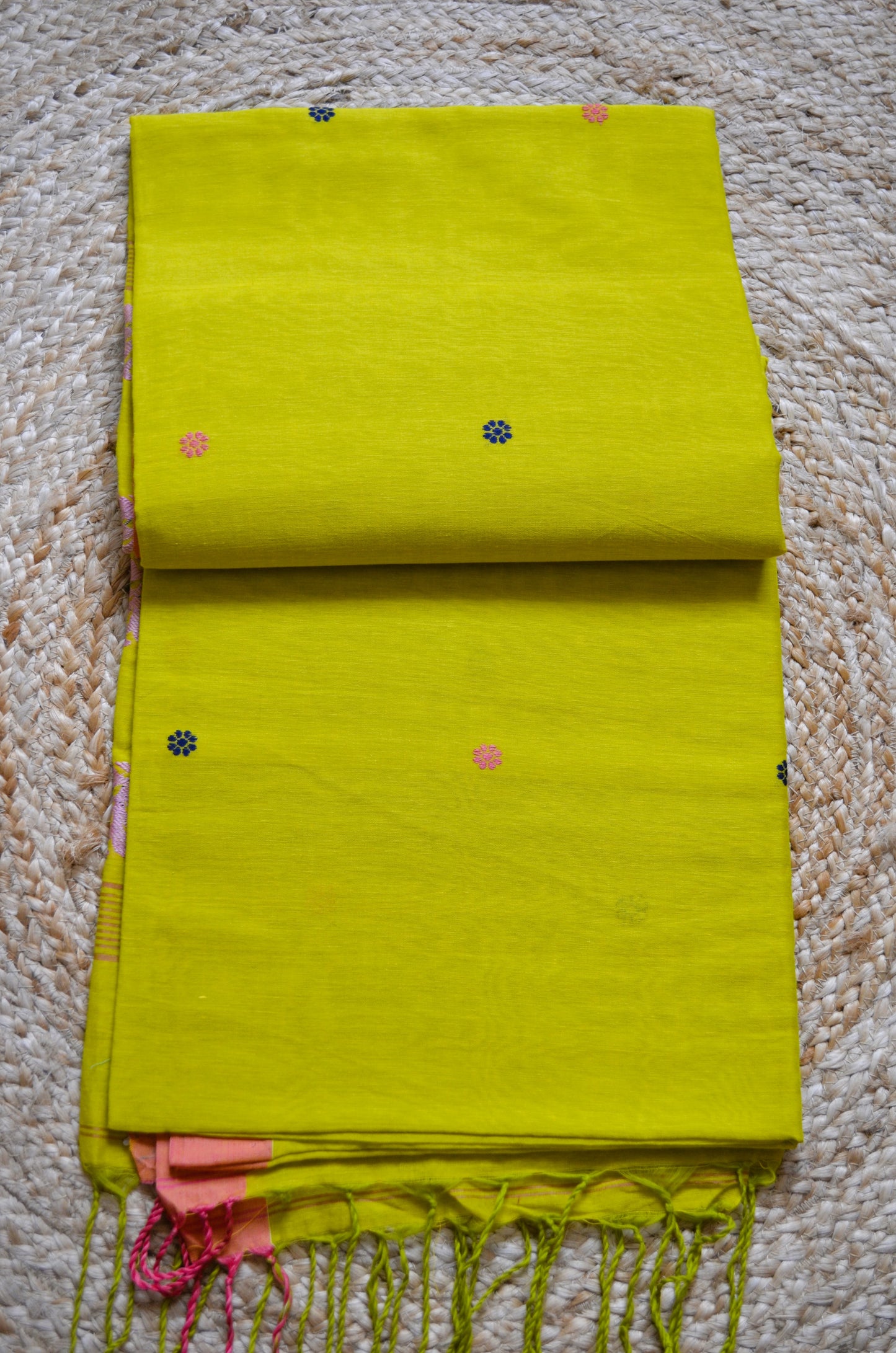Lemon Buttery Mul Cotton Bengal Muslin Handloom Saree