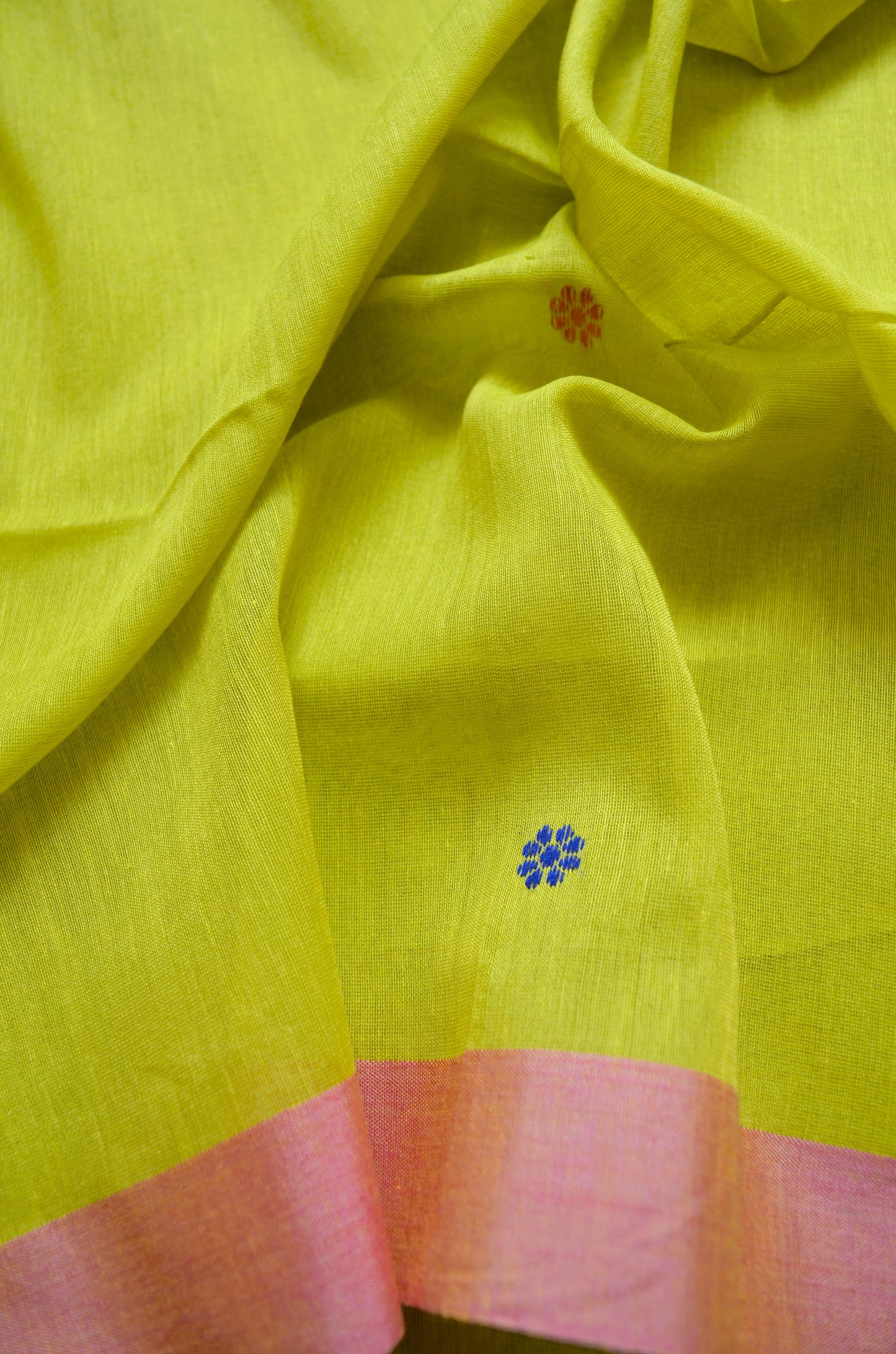 Lemon Buttery Mul Cotton Bengal Muslin Handloom Saree