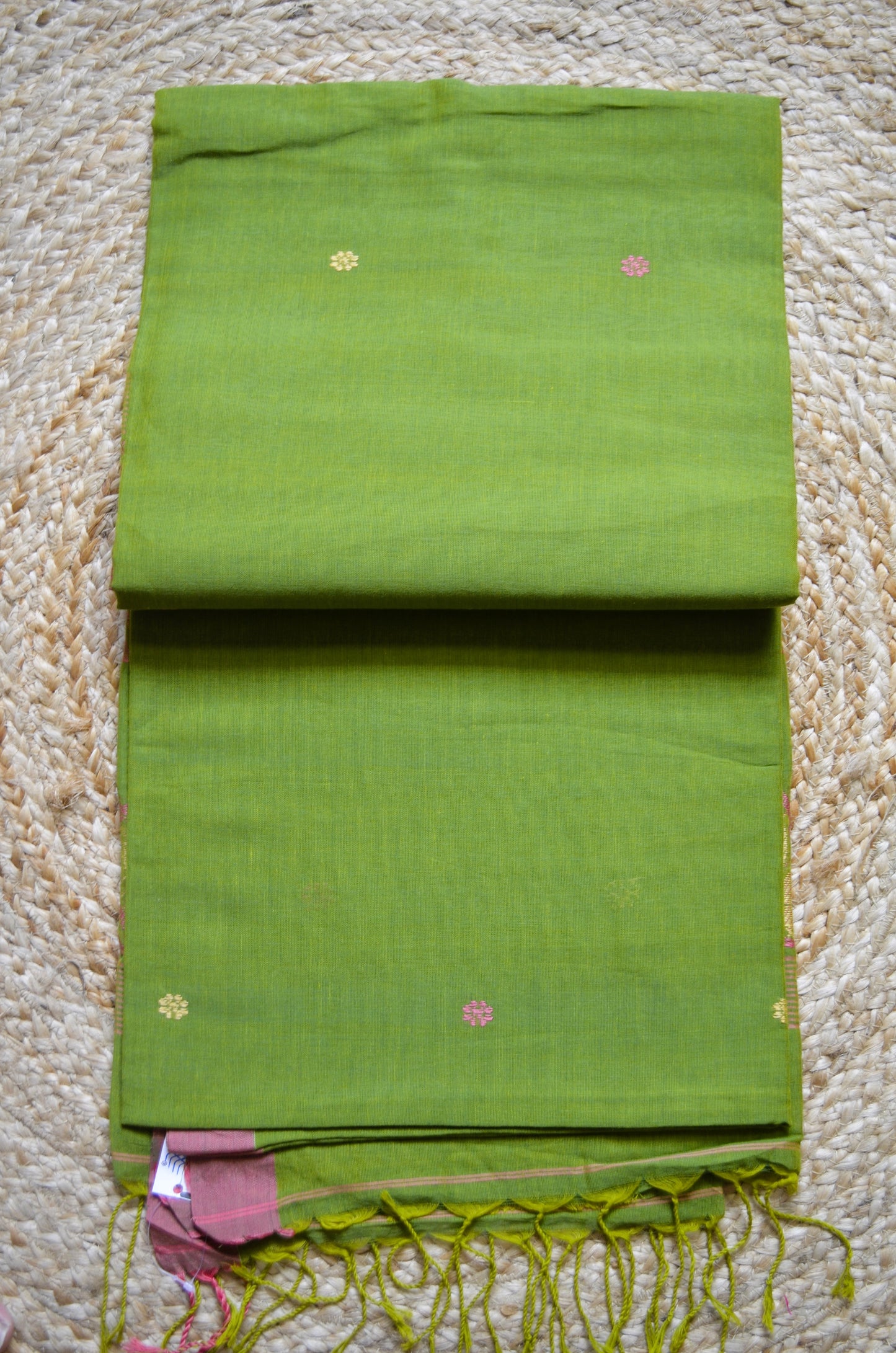 Mehndi Buttery Mul Cotton Bengal Muslin Handloom Saree