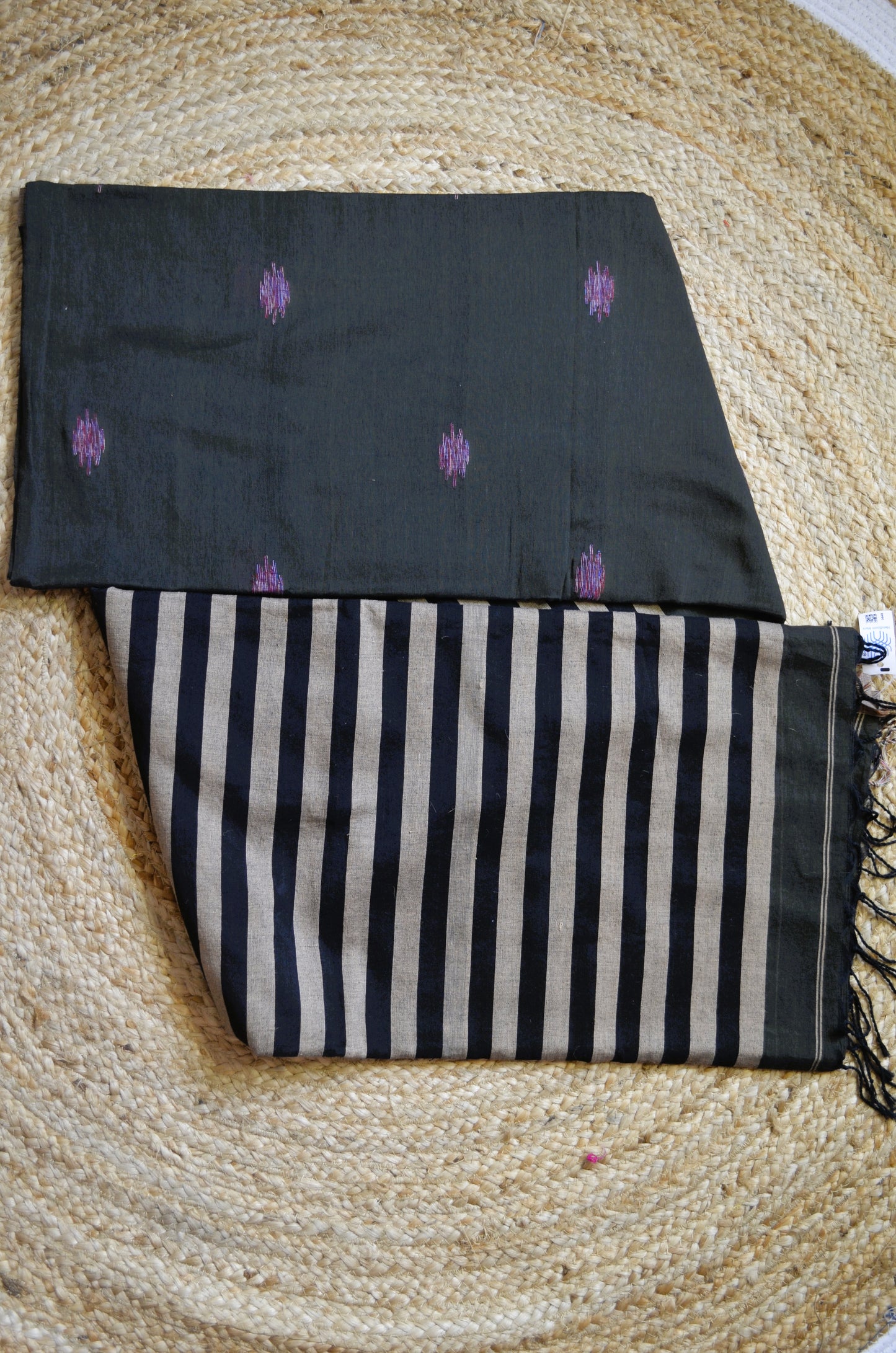 Black Buttery Mul Cotton Bengal Muslin Handloom Saree