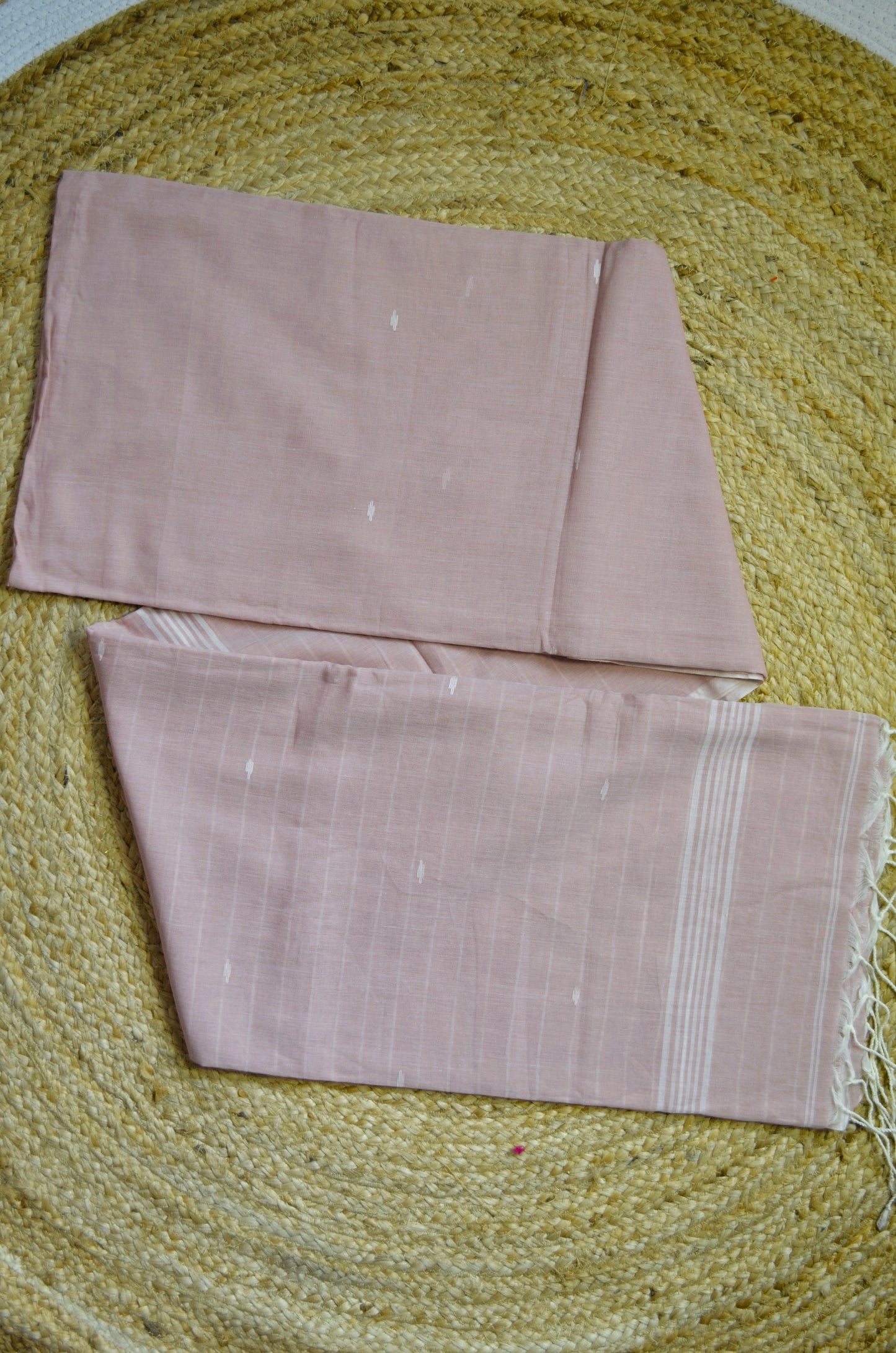 Peach Buttery Mul Cotton Bengal Muslin Handloom Saree