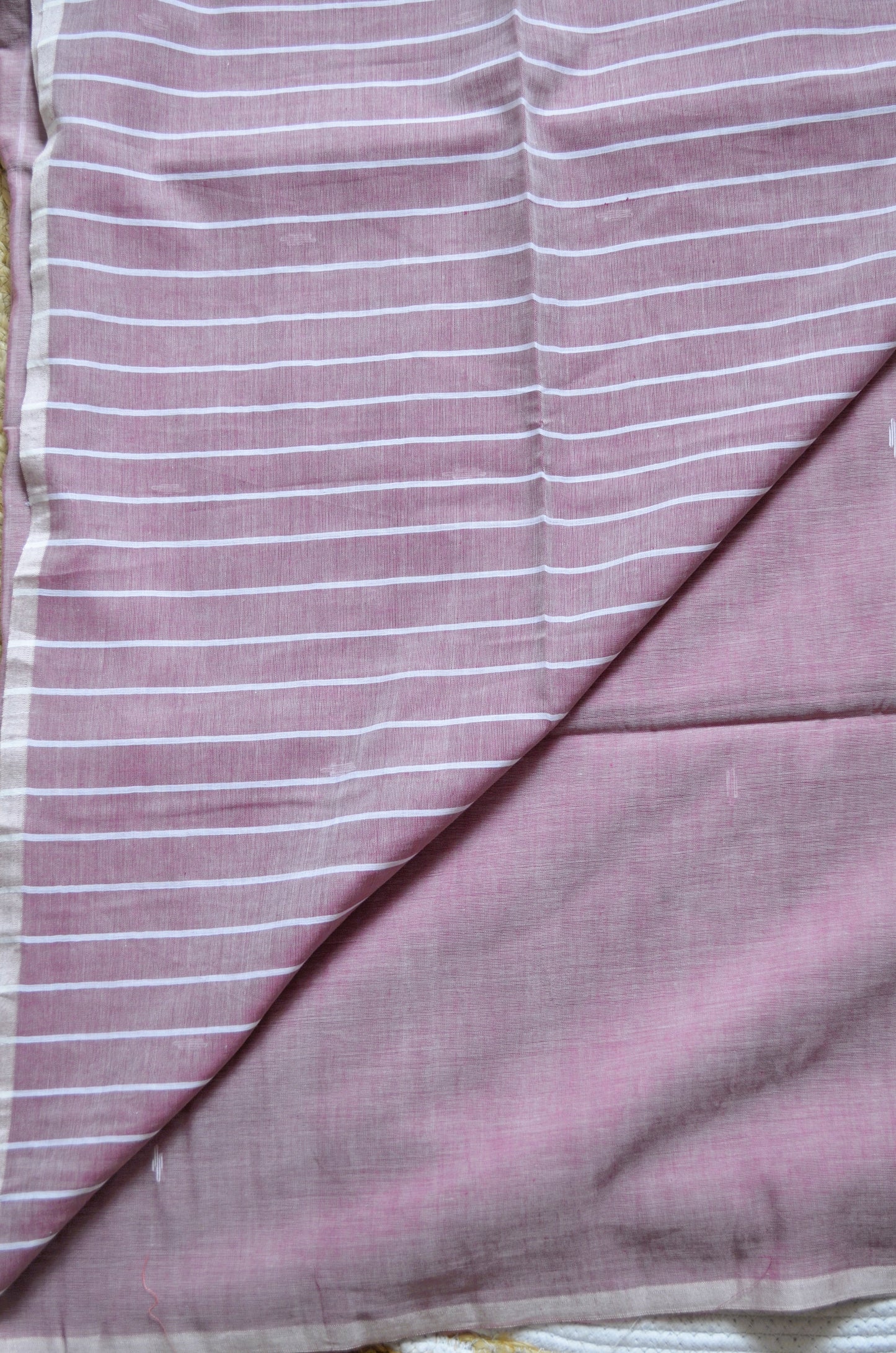 Rouge Buttery Mul Cotton Bengal Muslin Handloom Saree