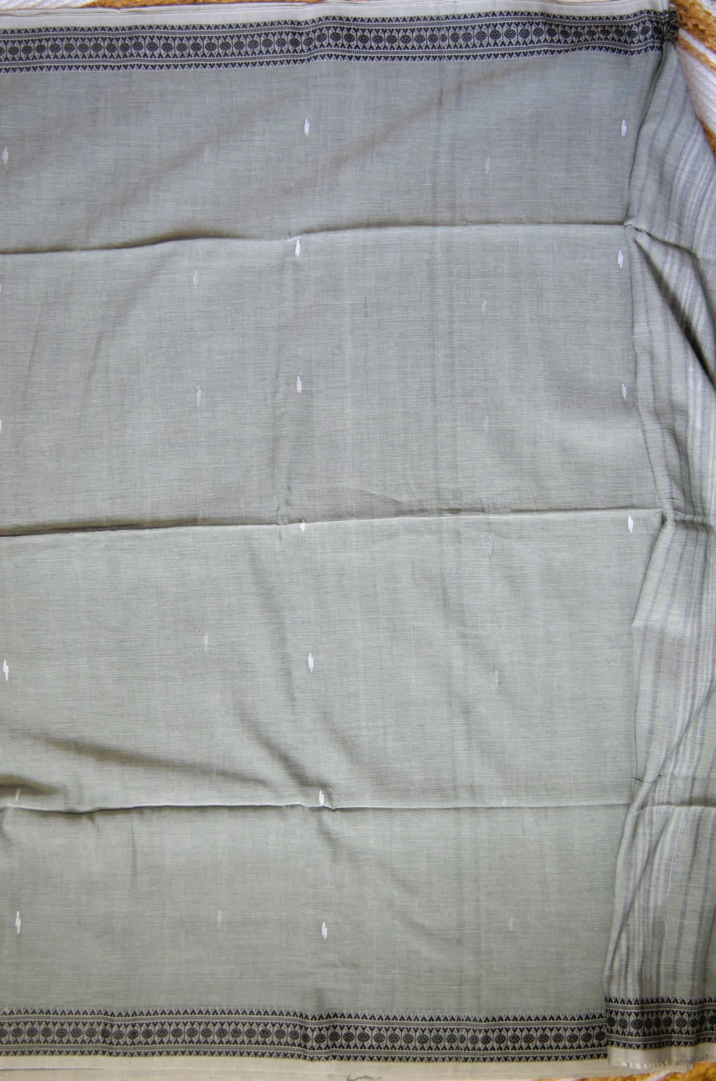 Olive Buttery Mul Cotton Bengal Muslin Handloom Saree