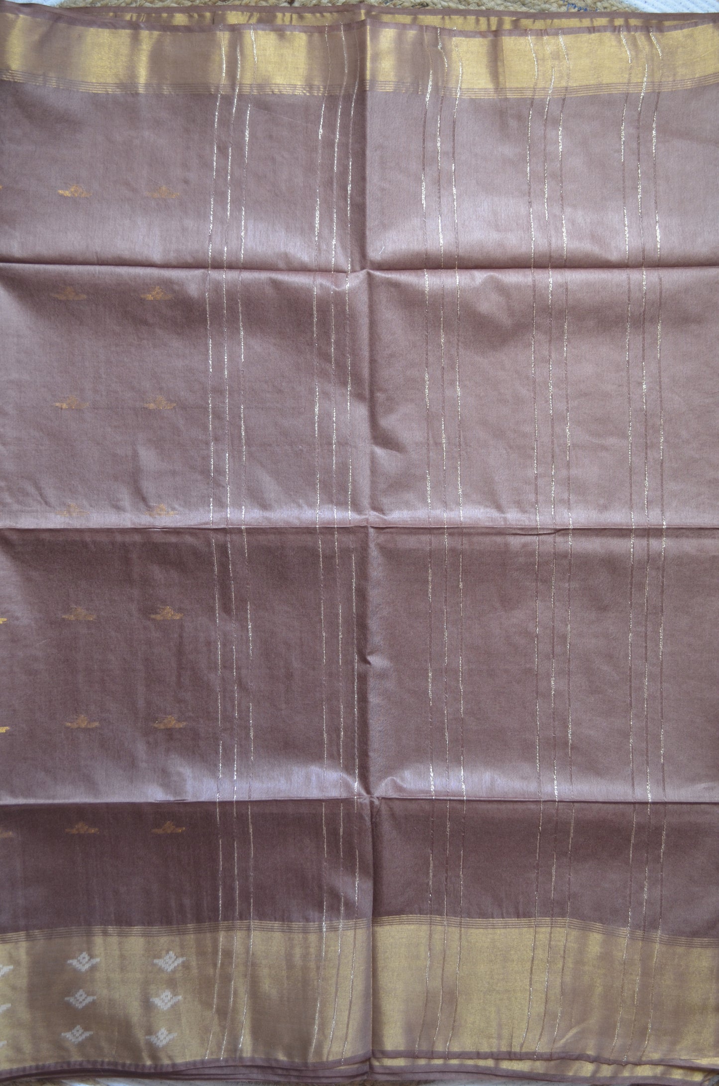 Brown Contemporary Zari Work Vegan Silk Handloom Saree