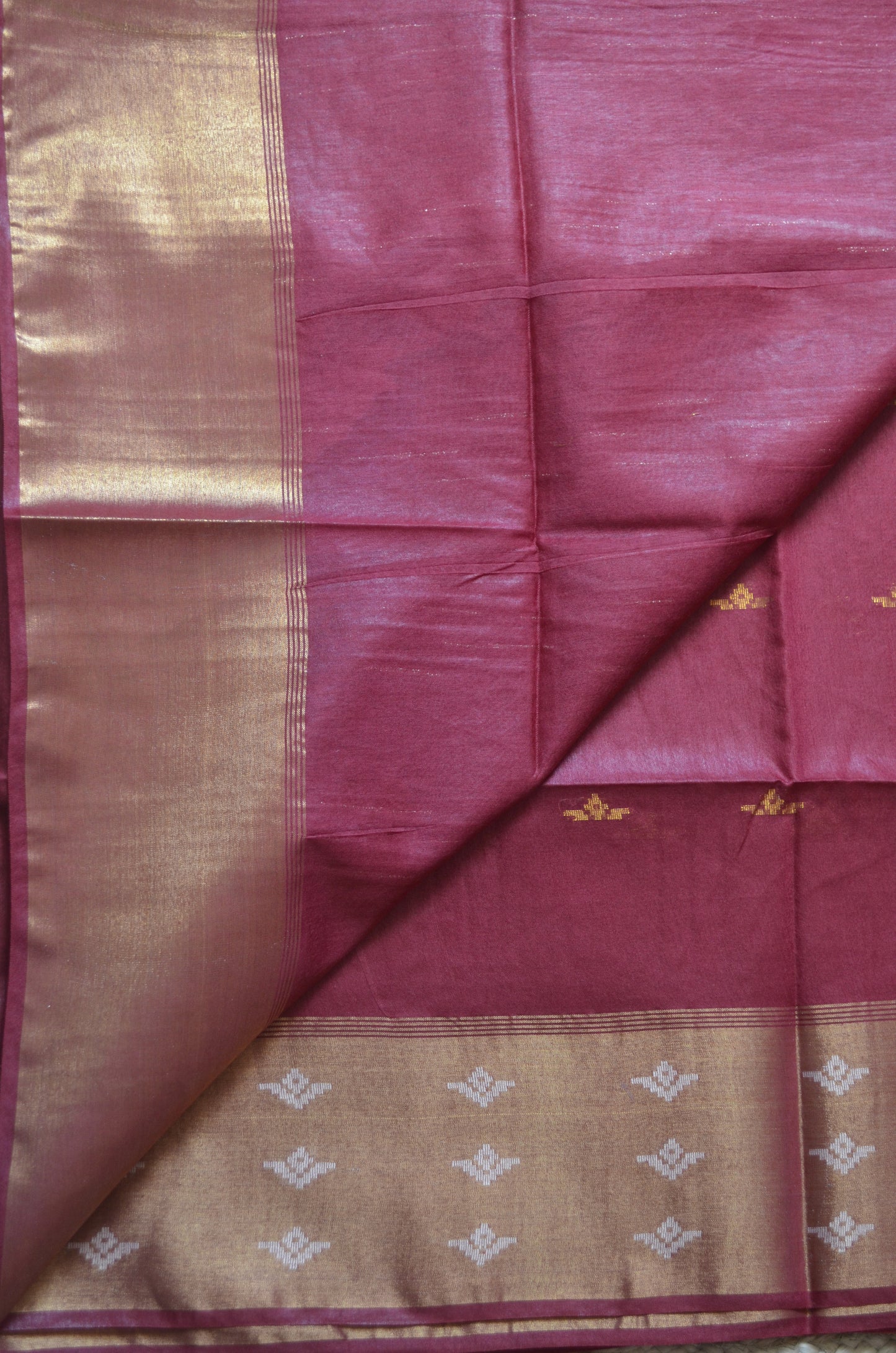 Maroon Contemporary Zari Work Vegan Silk Handloom Saree