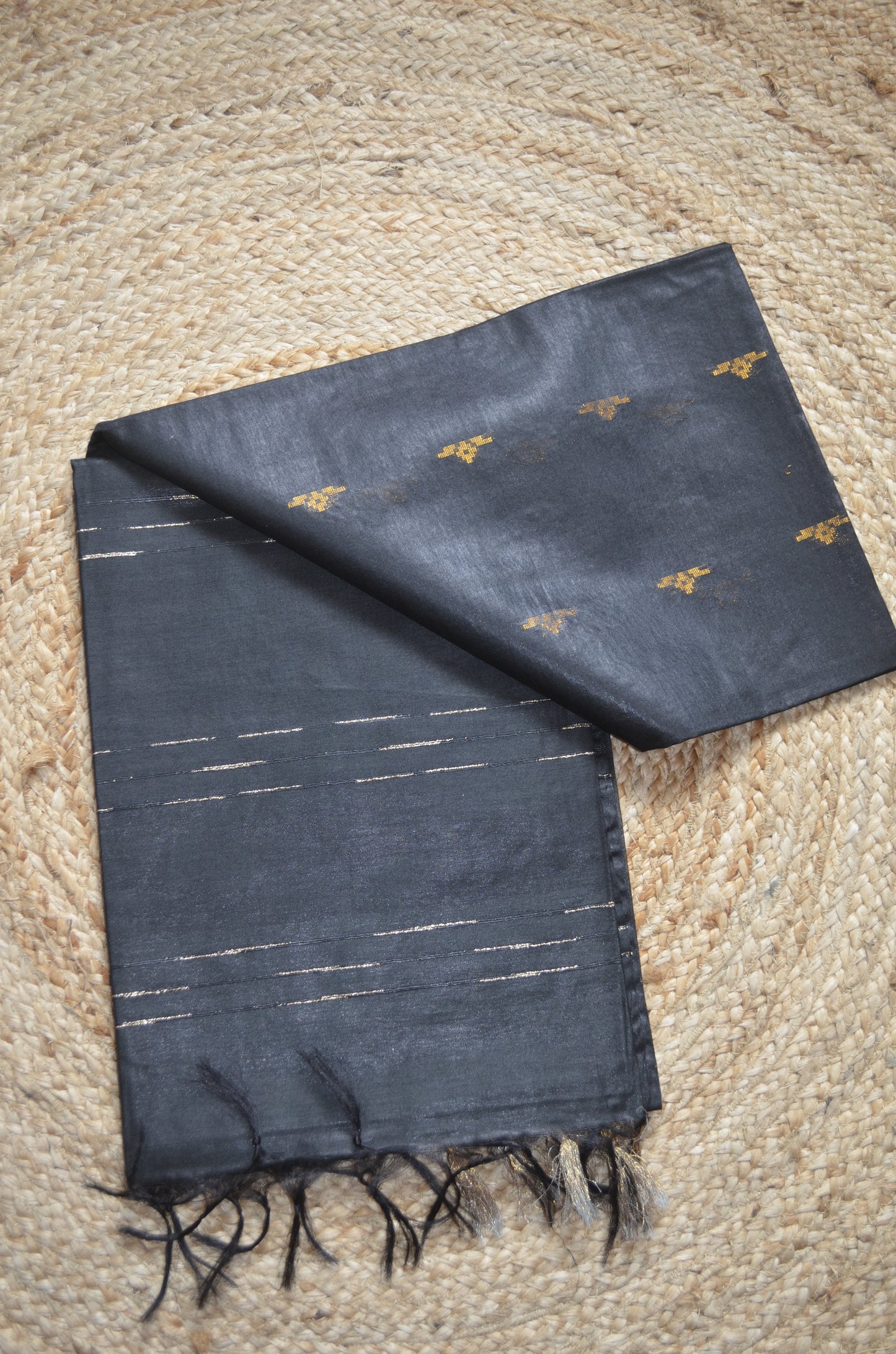 Black Contemporary Zari Work Vegan Silk Handloom Saree