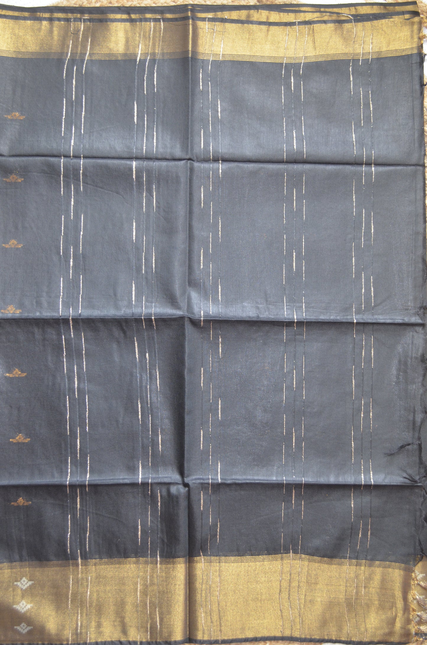 Black Contemporary Zari Work Vegan Silk Handloom Saree
