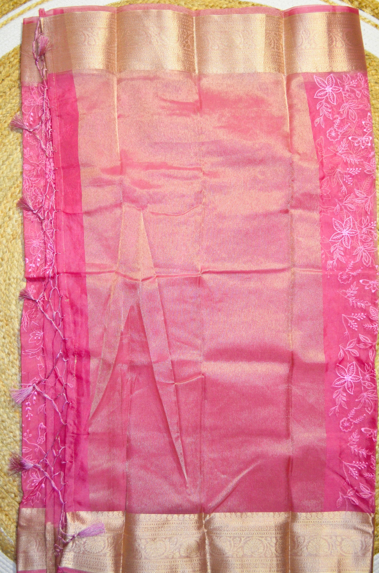 Mauve Embriodered Chikankari Saree