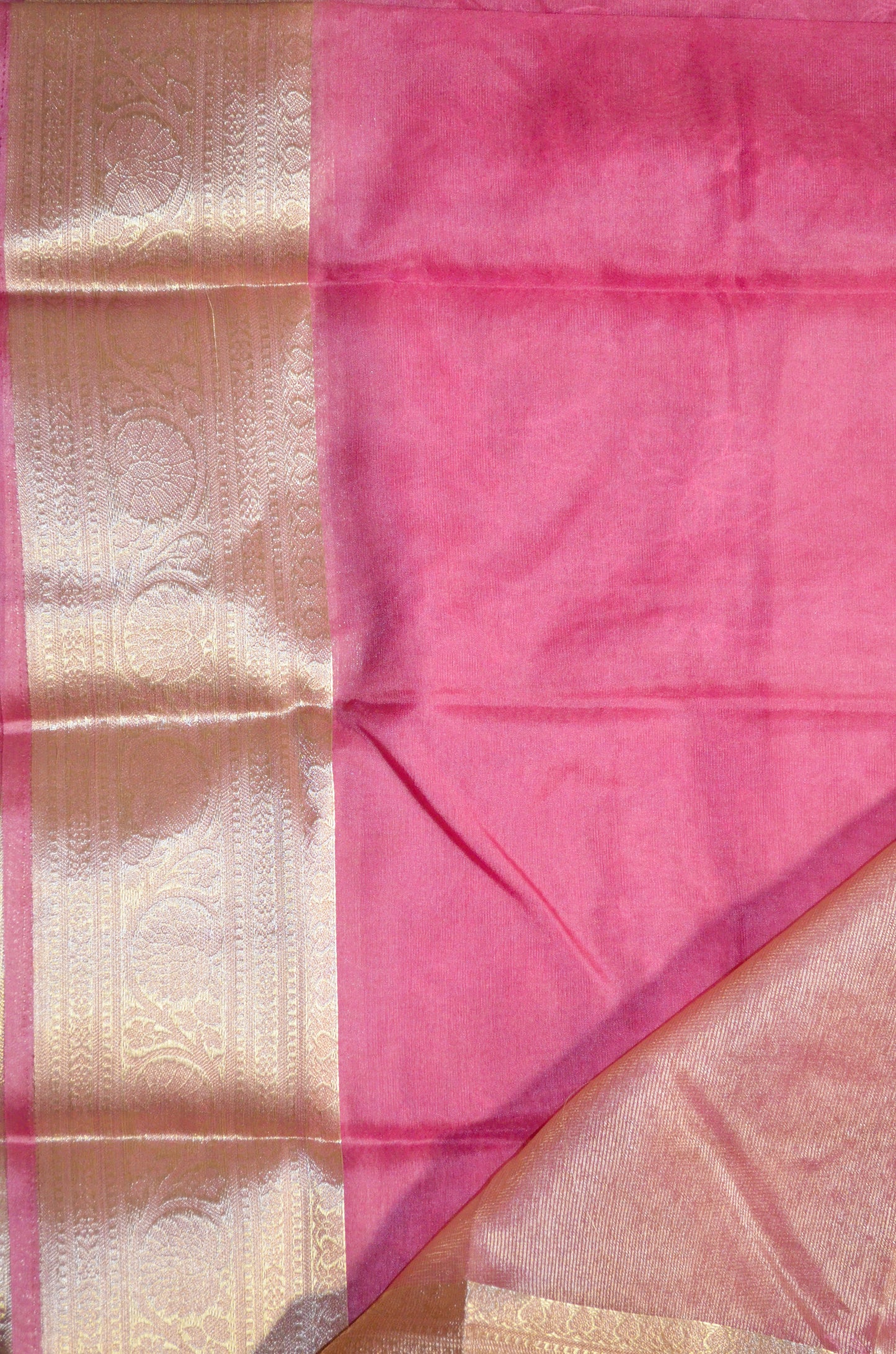 Mauve Embriodered Chikankari Saree