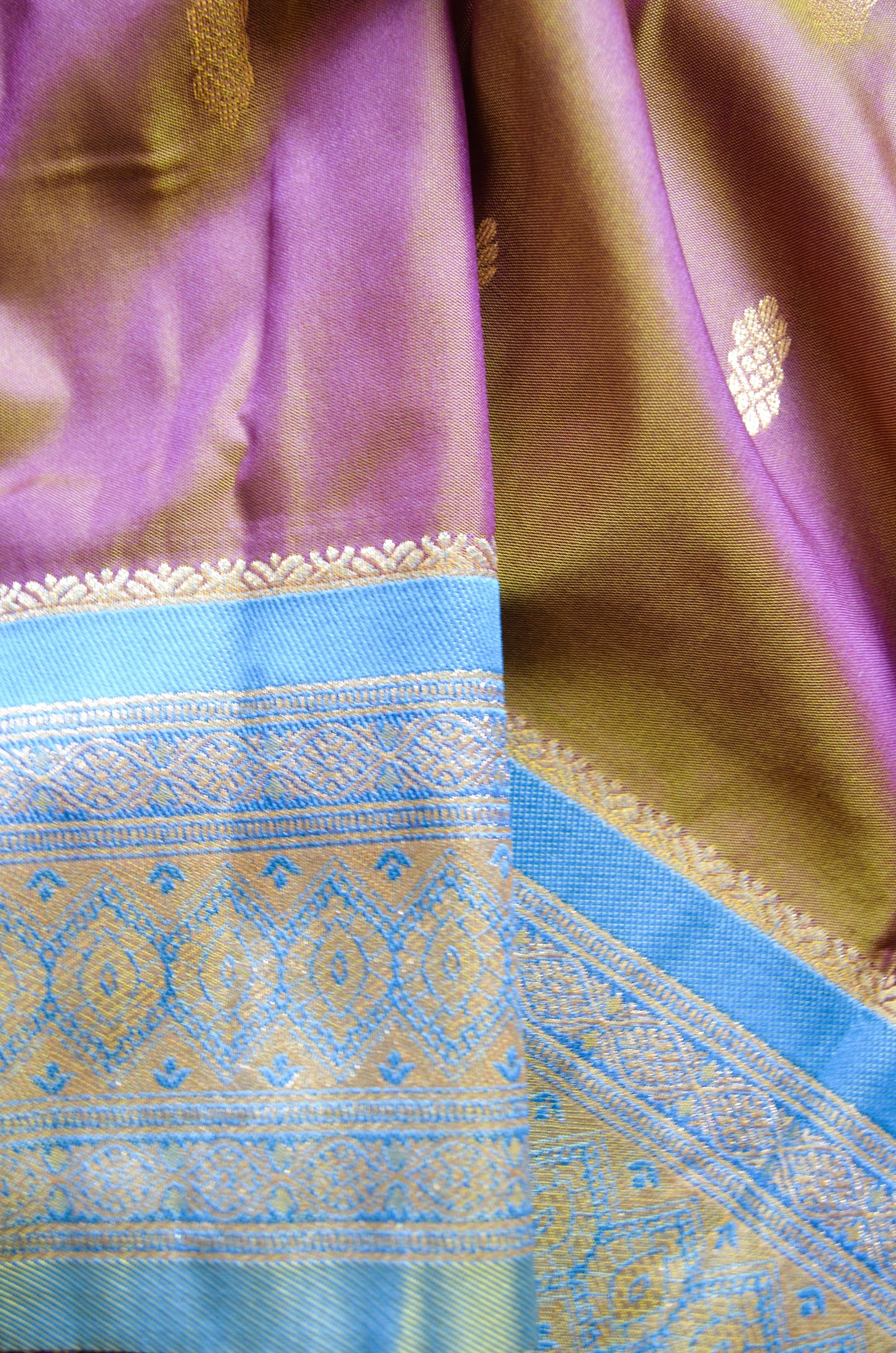Lavender Zari Work Banarasi Silk Saree