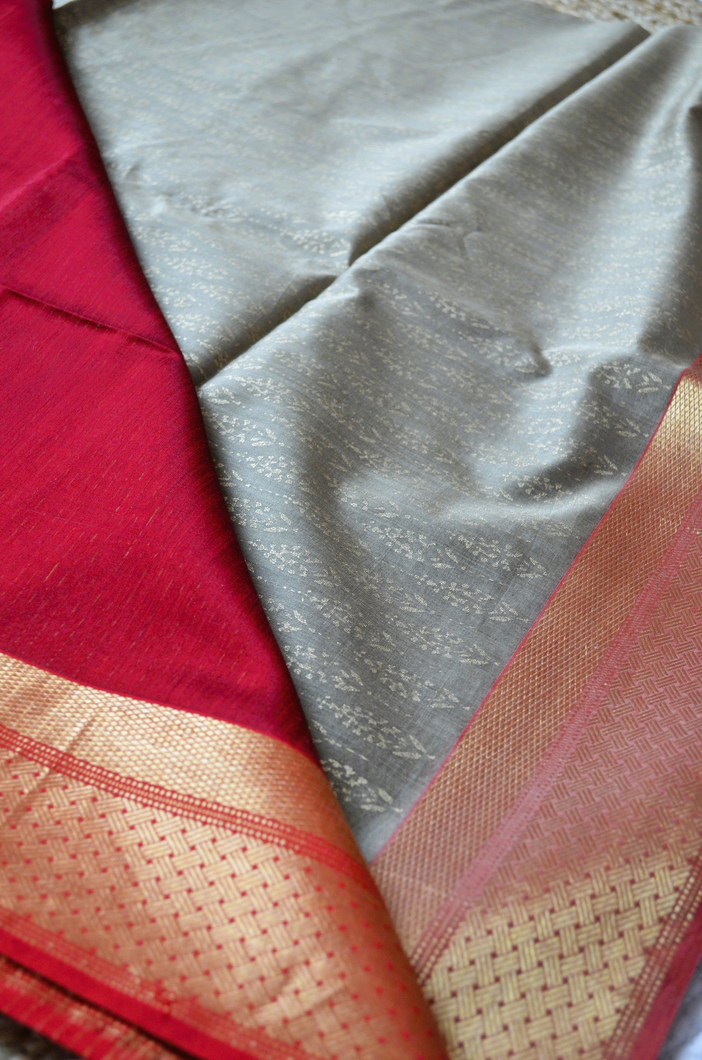 Beige Maroon Block Print Pure Silk Handloom Saree