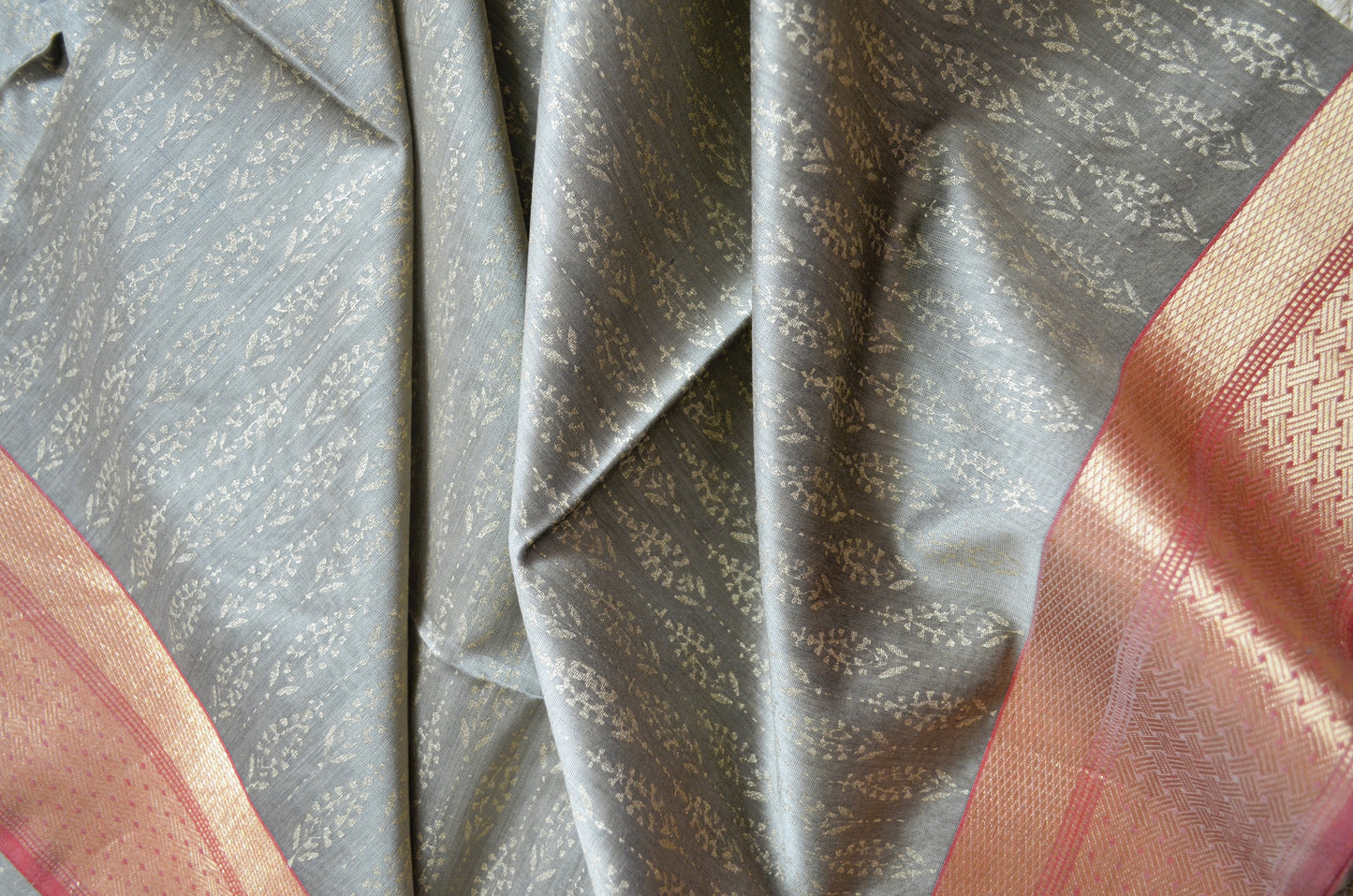 Beige Maroon Block Print Pure Silk Handloom Saree