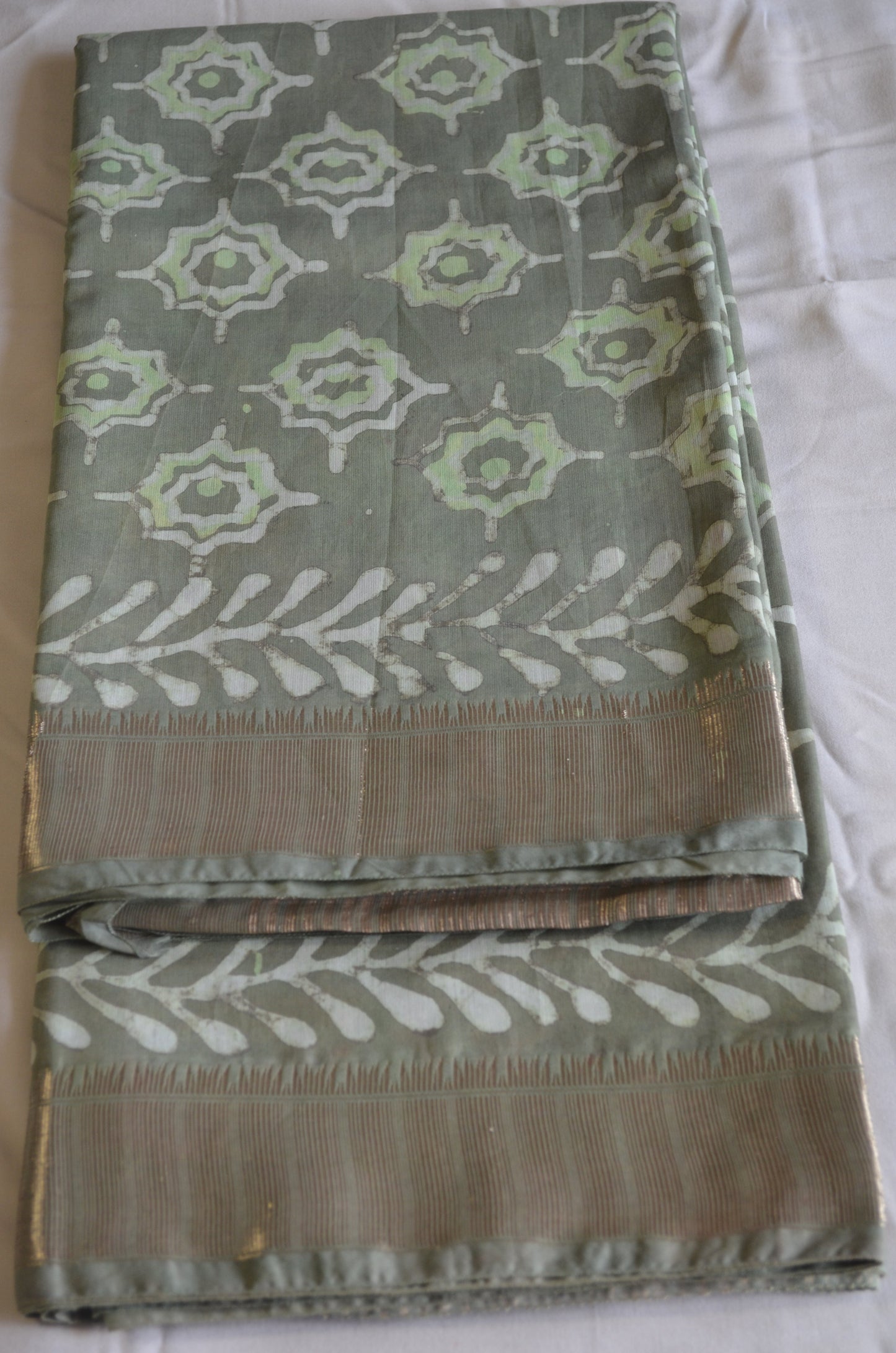 Olive Maheshwari Dabu Block Print Vegan Silk Handloom Saree
