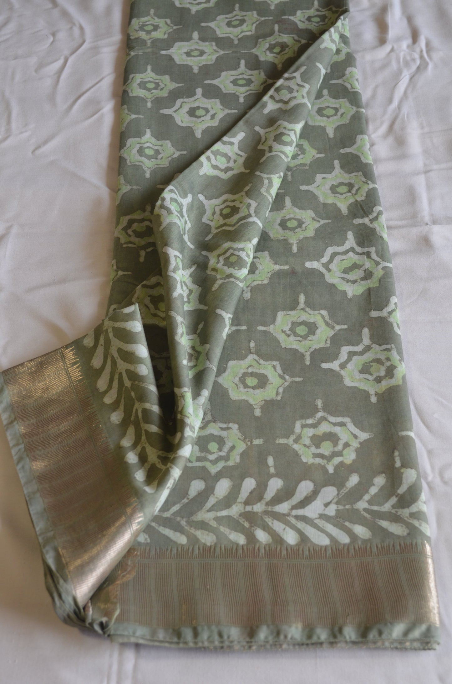 Olive Maheshwari Dabu Block Print Vegan Silk Handloom Saree