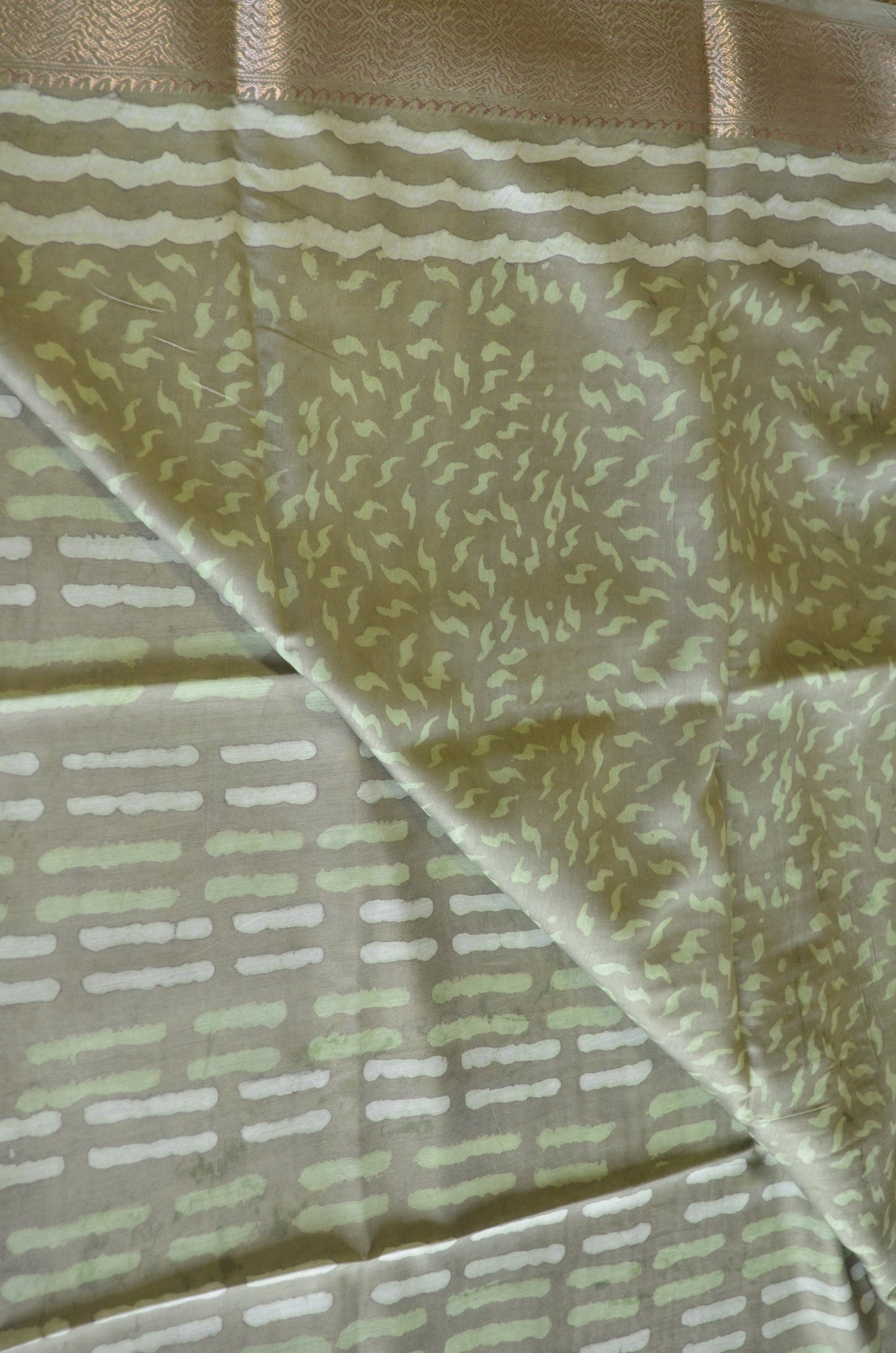 Olive Maheshwari Dabu Block Print Vegan Silk Handloom Saree