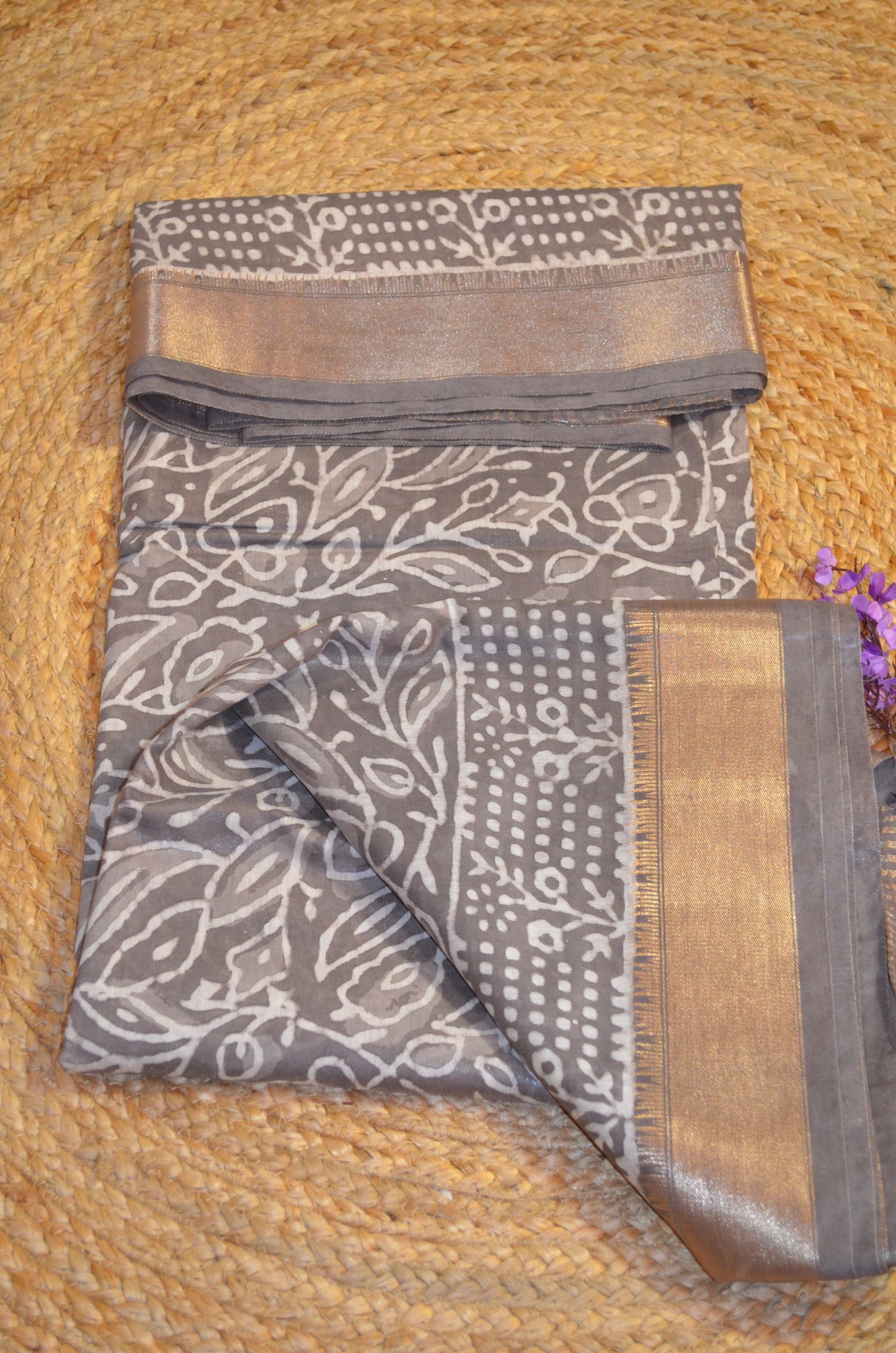 Grey Brown Maheshwari Dabu Block Print Vegan Silk Handloom Saree
