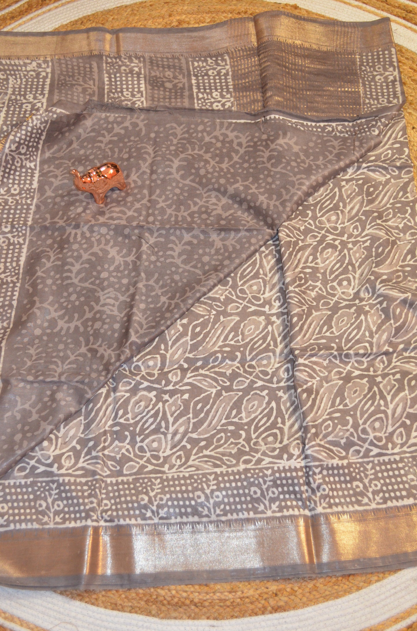 Grey Brown Maheshwari Dabu Block Print Vegan Silk Handloom Saree