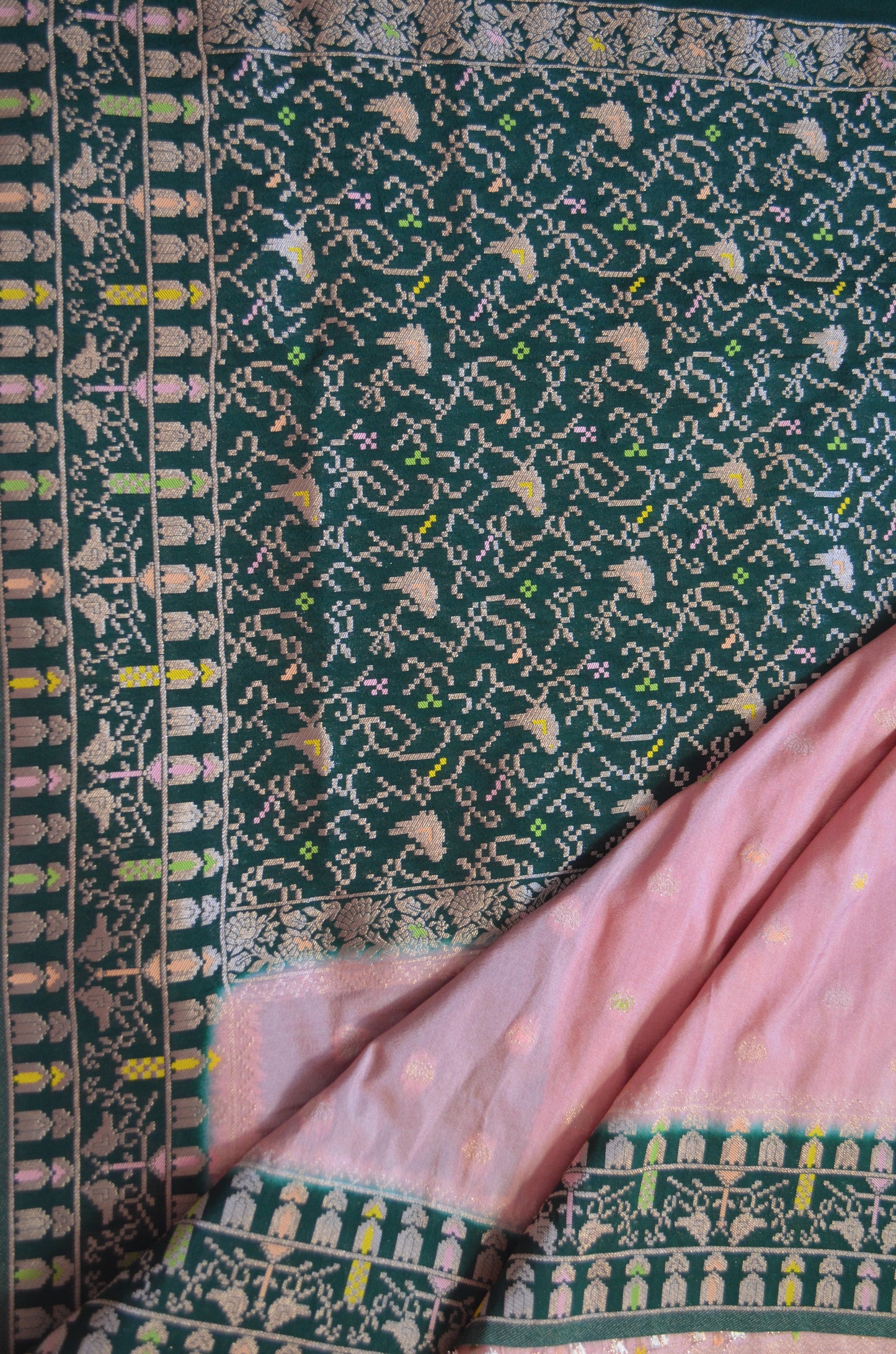 Bollywood Beauties - Luxury Silk Blend Saree