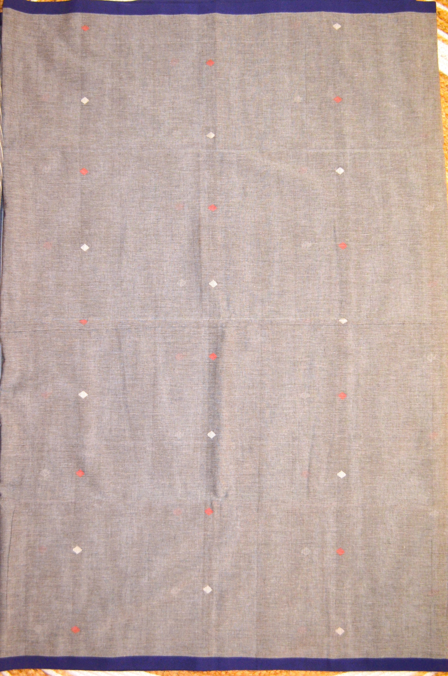 Grey Buttery Mul Cotton Bengal Muslin Tangail Handloom Saree