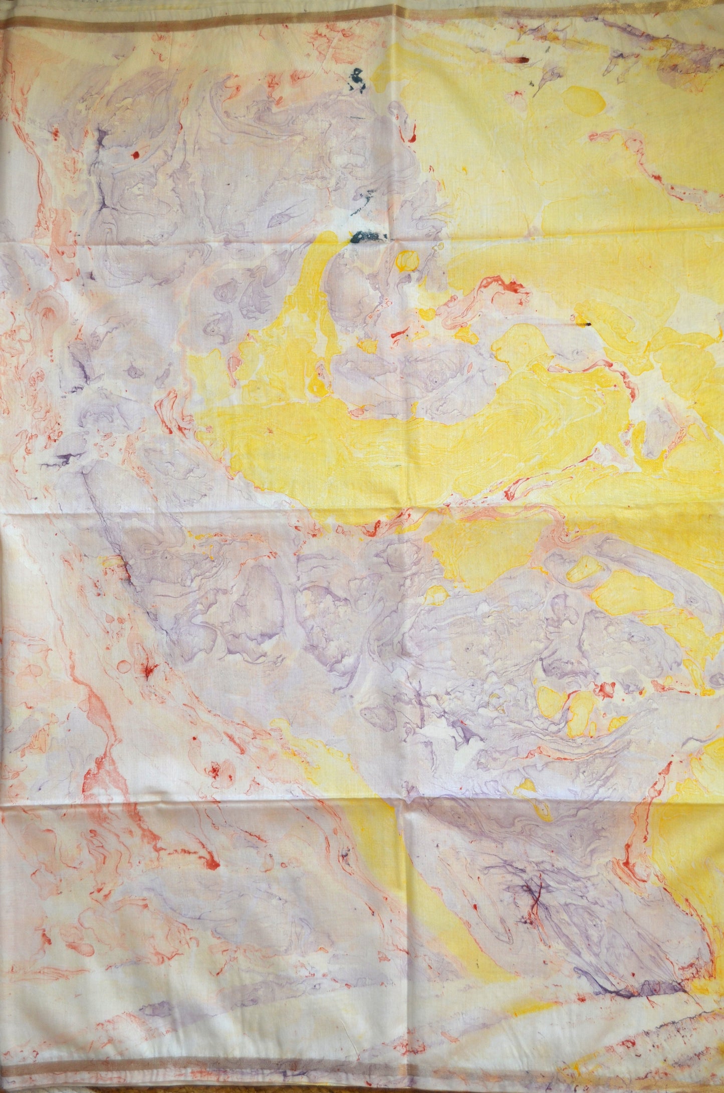 White Marble Print Vegan Silk Handloom Saree