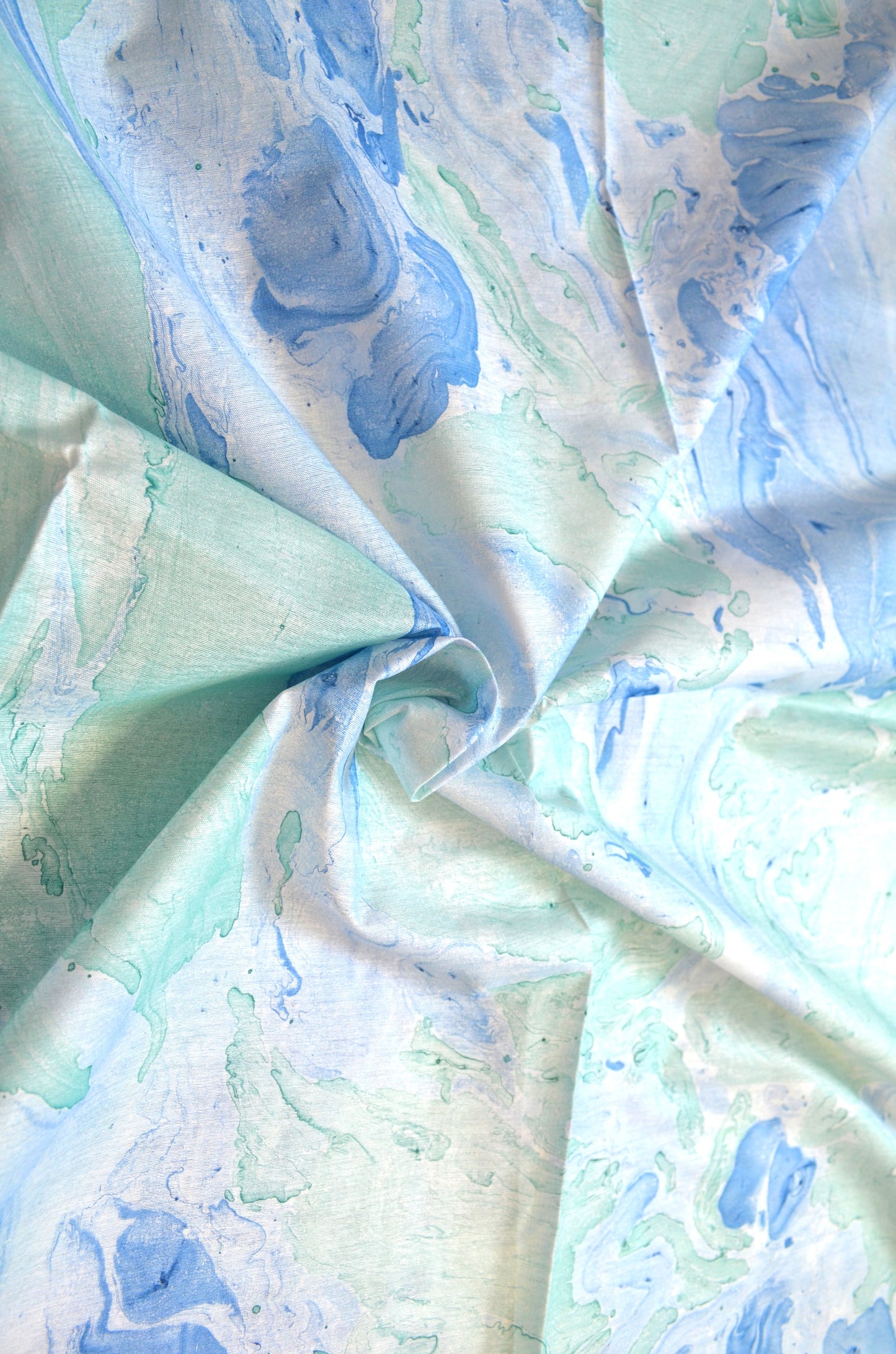 White Marble Print Vegan Silk Handloom Saree