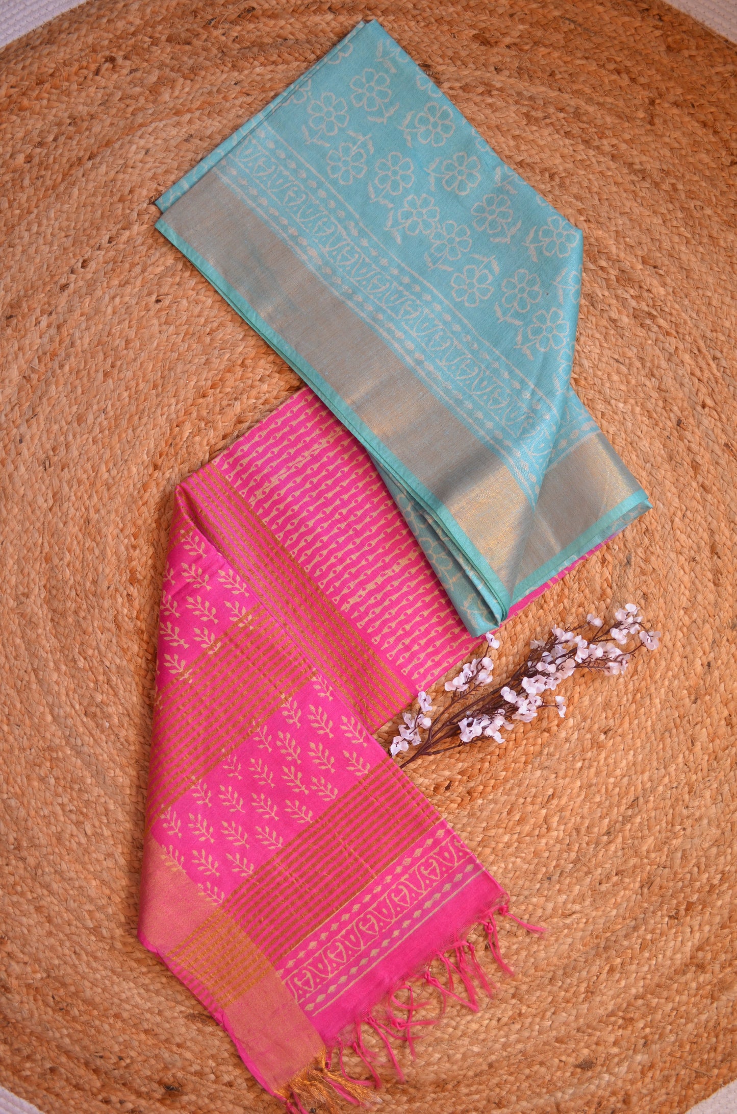 Cyan Magenta Bapta Print Vegan Silk Handloom Saree