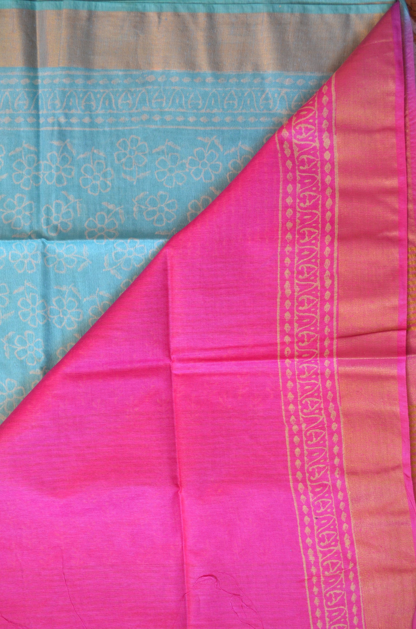 Cyan Magenta Bapta Print Vegan Silk Handloom Saree