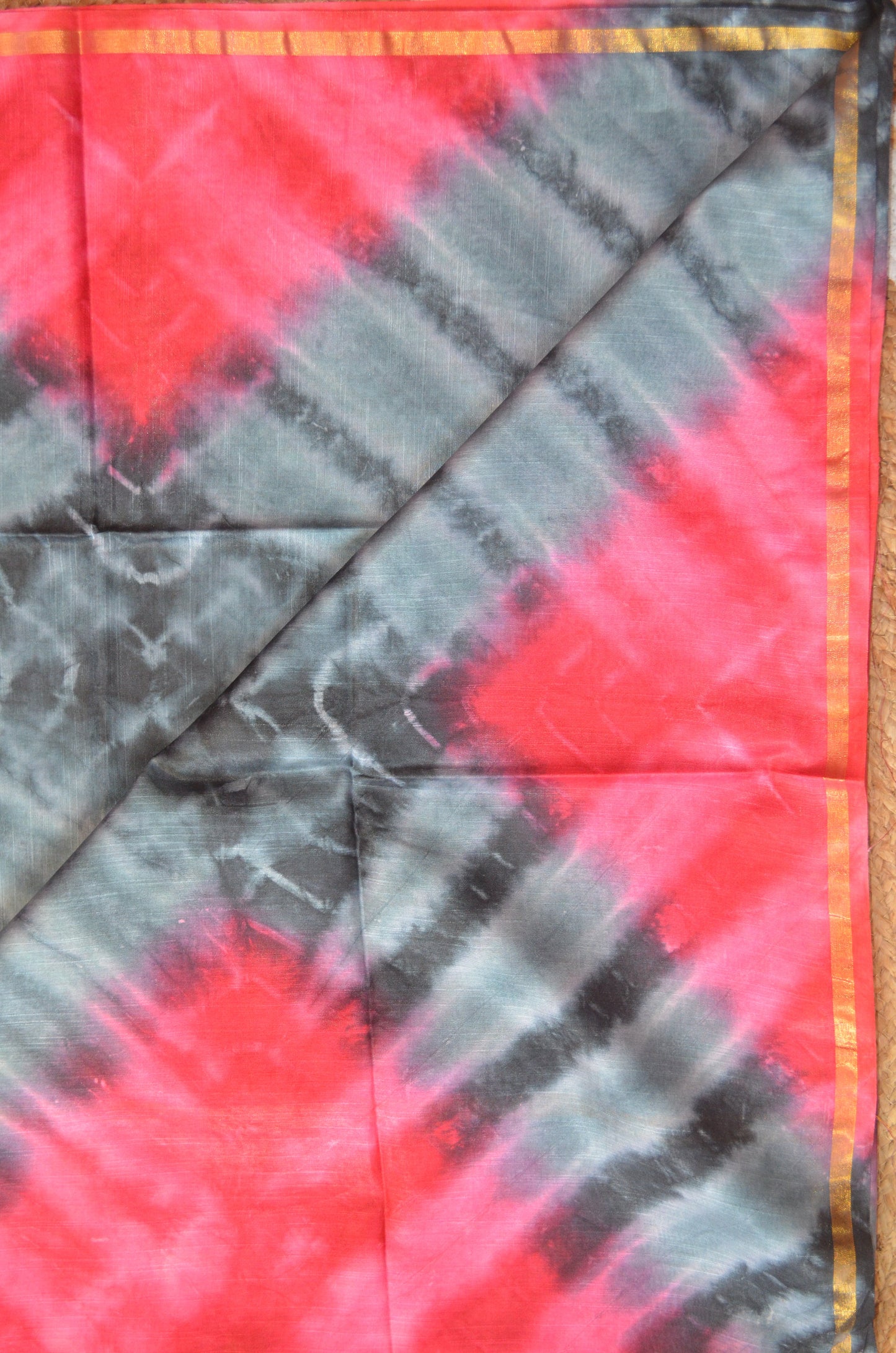 Slate Magenta Shibori Vegan Silk Handloom Saree
