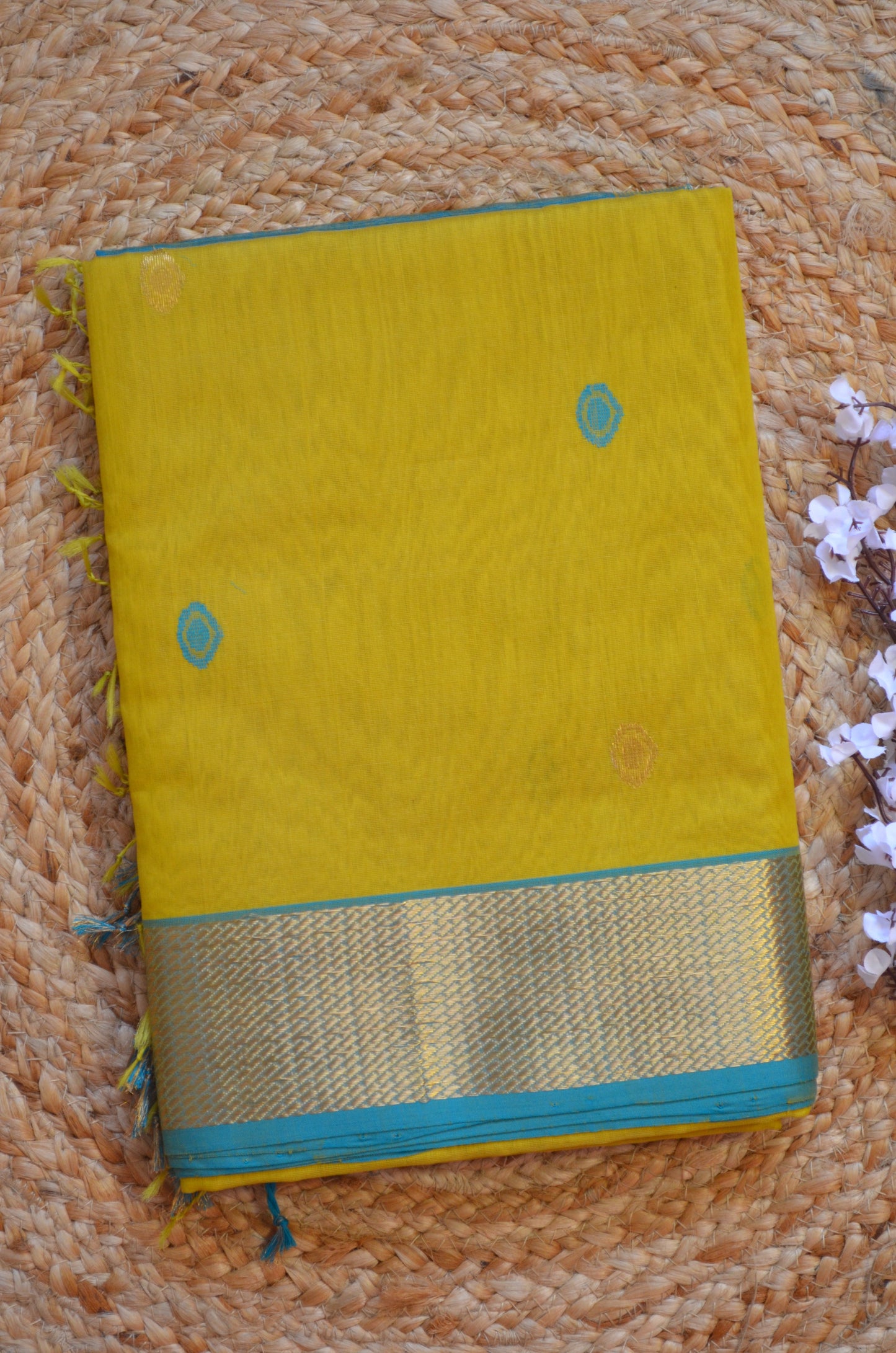 Marigold Yellow Maheshwari Pure Silk Handloom Saree with Metal Zari