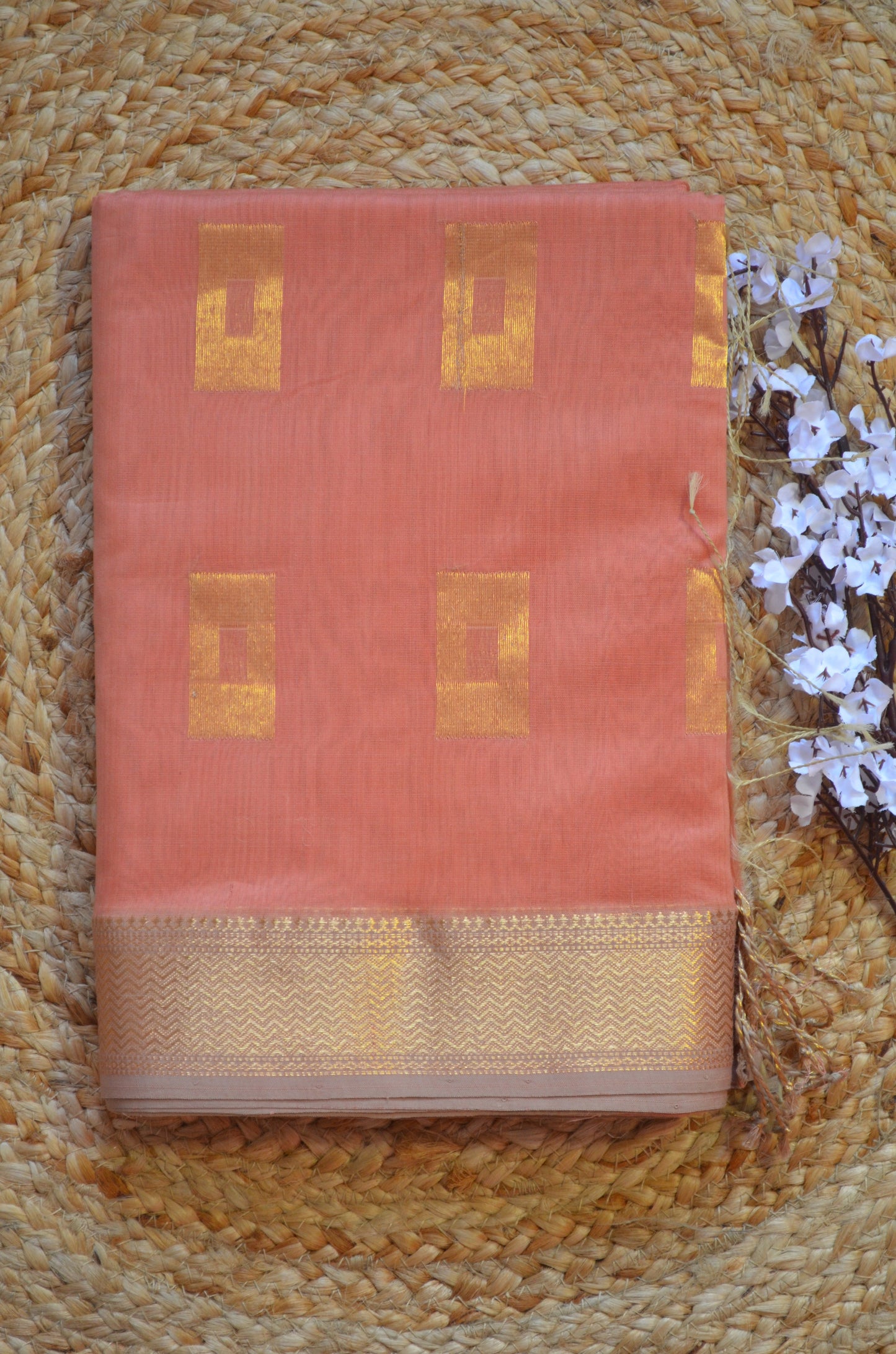 Peach Maheshwari Pure Silk Handloom Saree with Metal Zari