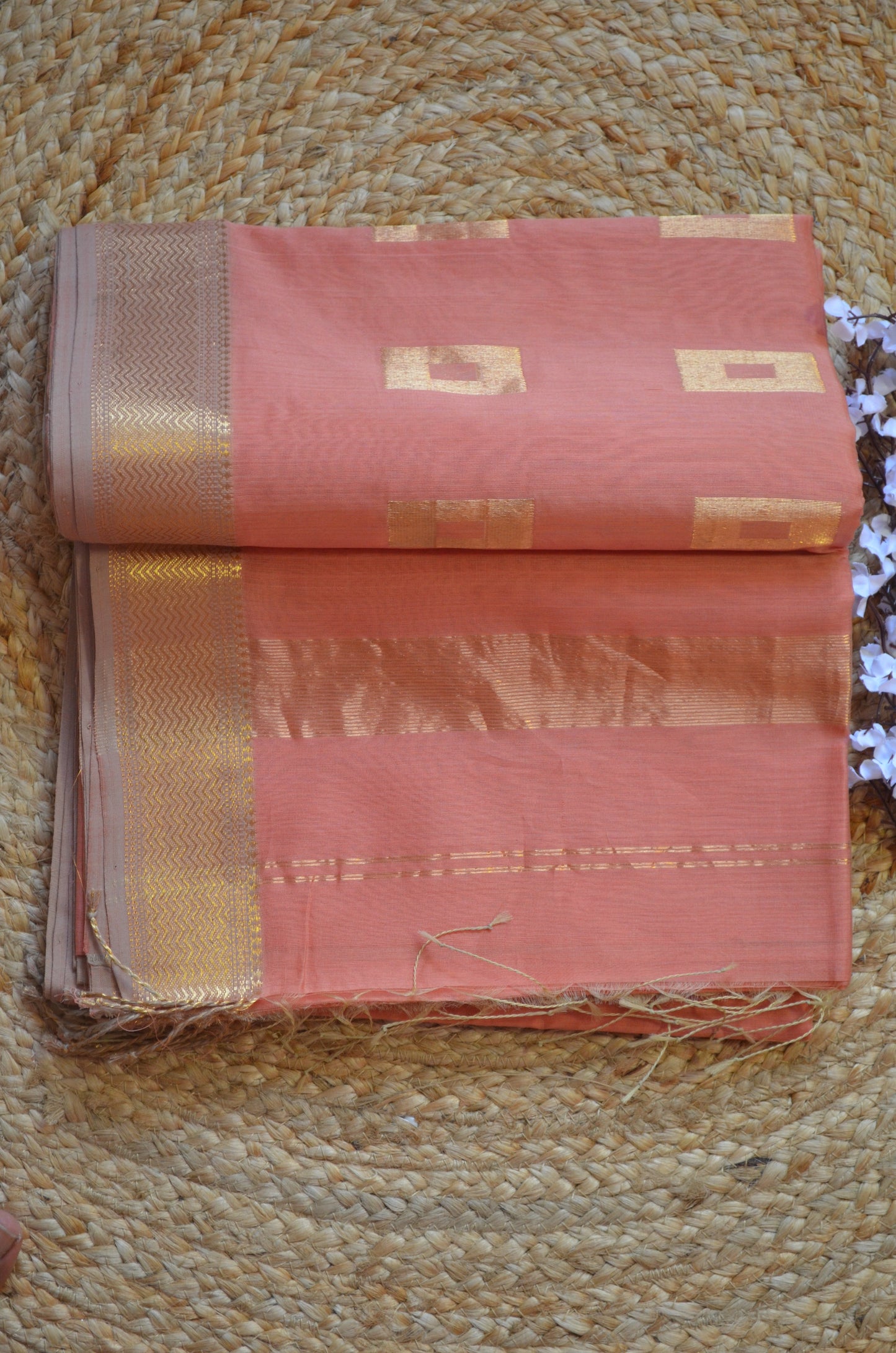 Peach Maheshwari Pure Silk Handloom Saree with Metal Zari