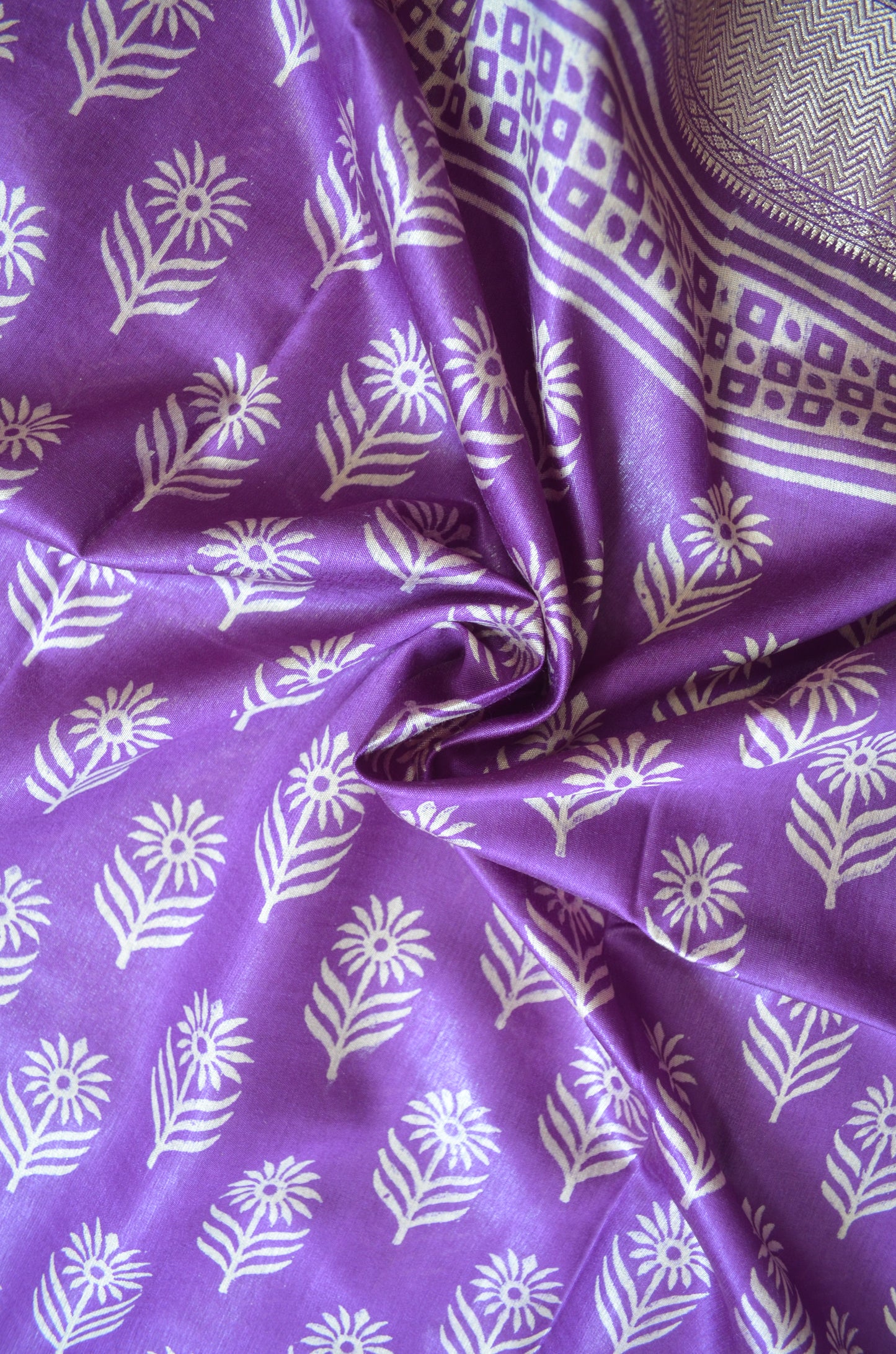 Violet Block Print Maheshwari Vegan Silk Saree