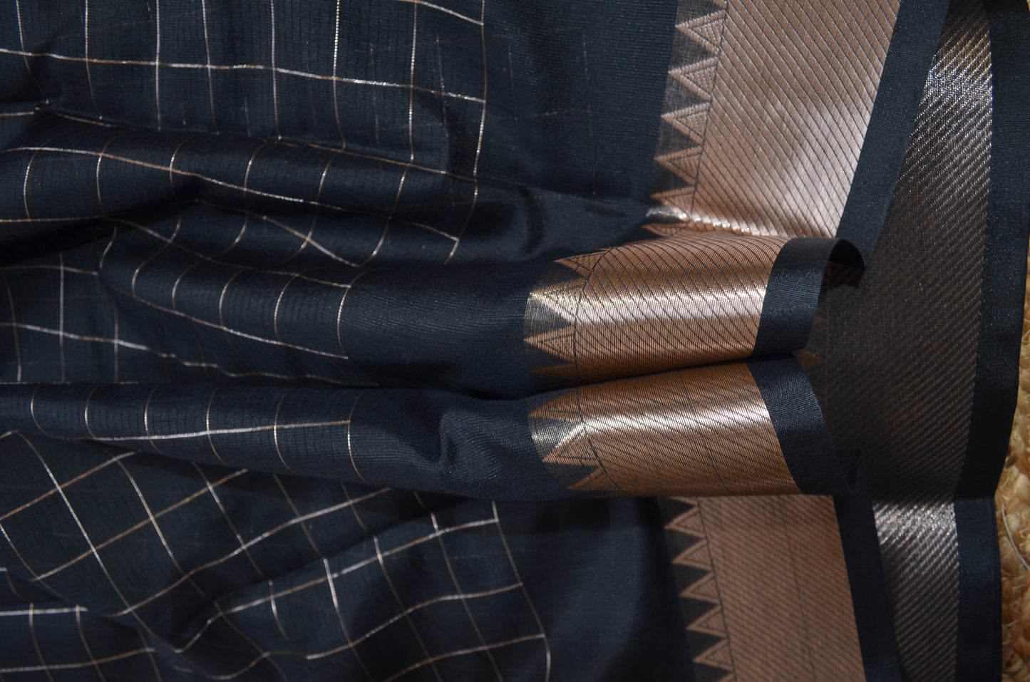 Black Mangalagiri Checks Cotton Silk Handloom Saree