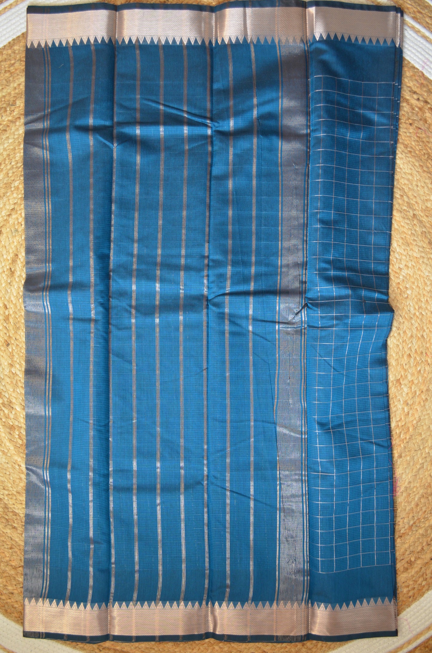Cyan Mangalagiri Checks Cotton Silk Handloom Saree