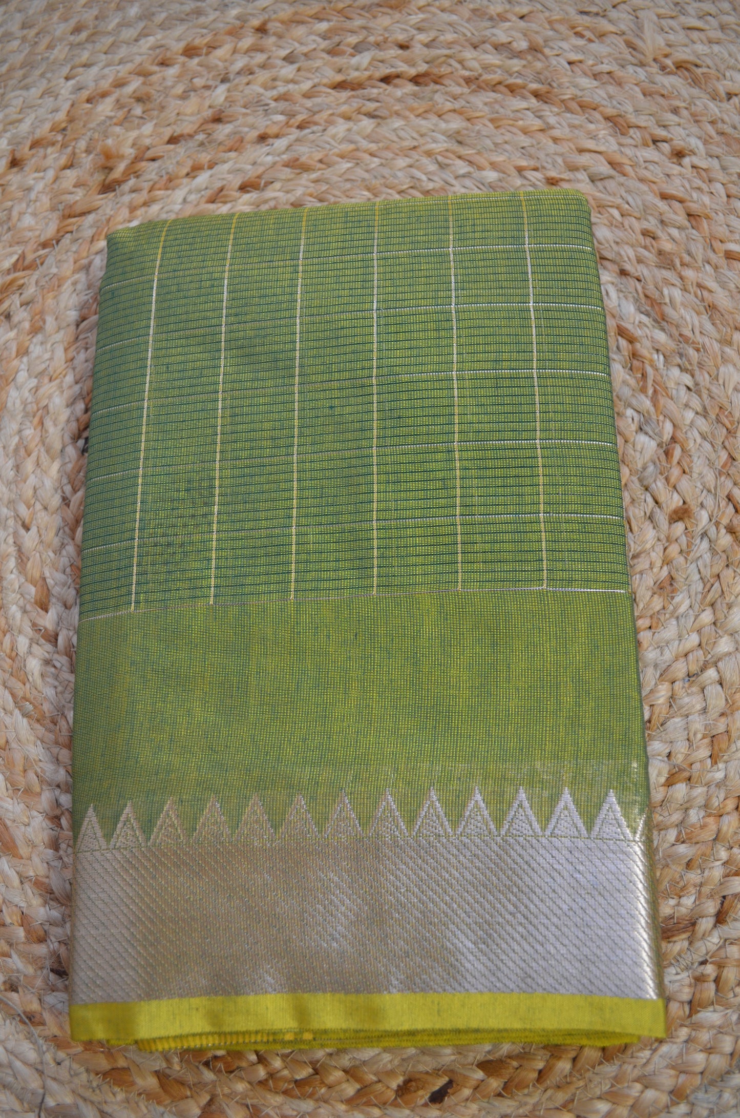 Green Yellow Mangalagiri Checks Cotton Silk Handloom Saree