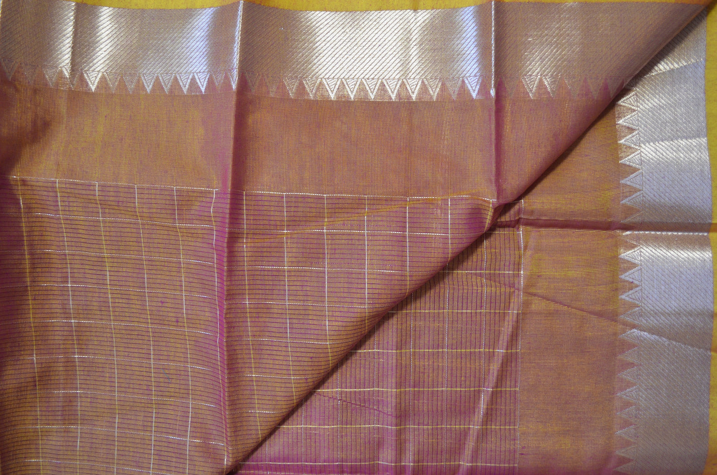 Magenta Yellow Mangalagiri Checks Cotton Silk Handloom Saree
