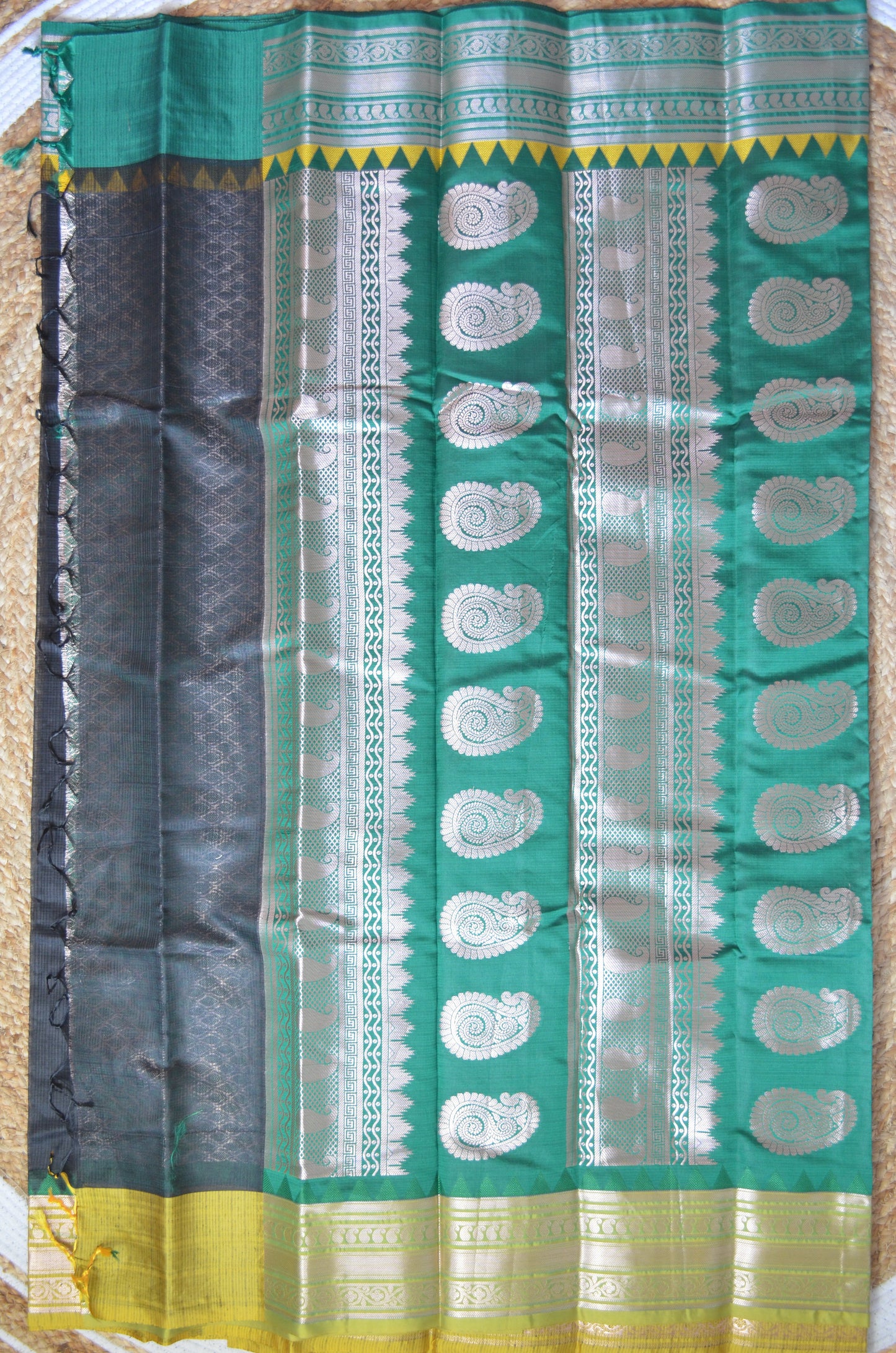 Black Green and Yellow Kota Gadwal Cotton Silk Handloom Saree