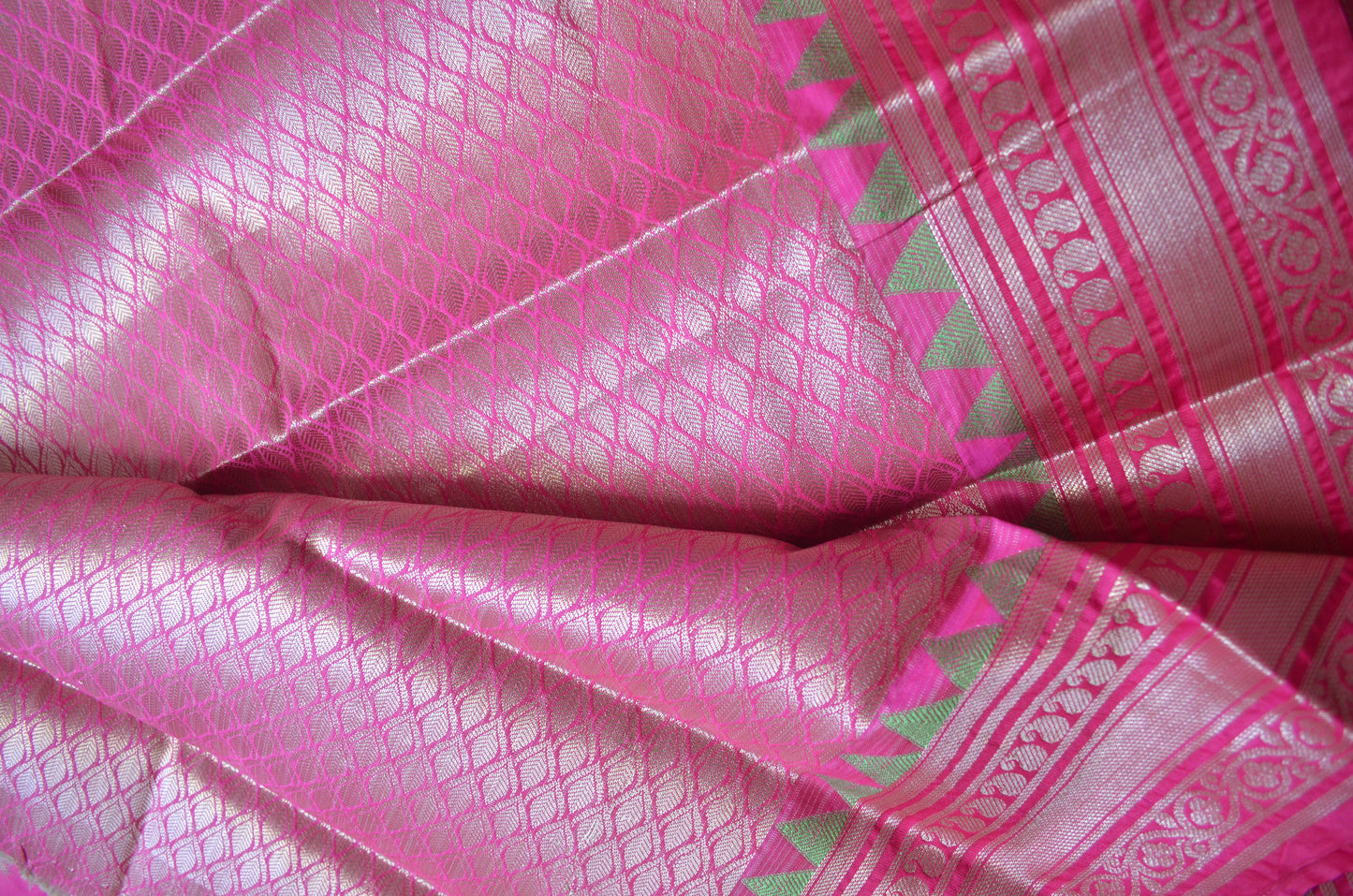 Cream Magenta and Green Kota Gadwal Cotton Silk Handloom Saree