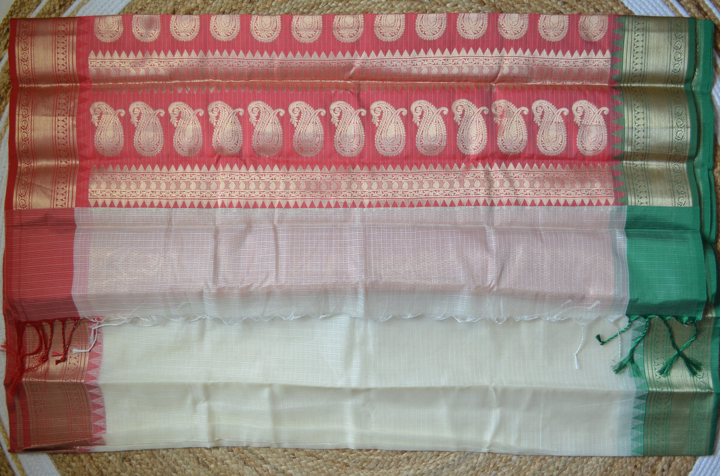 Cream Red and Green Kota Gadwal Cotton Silk Handloom Saree