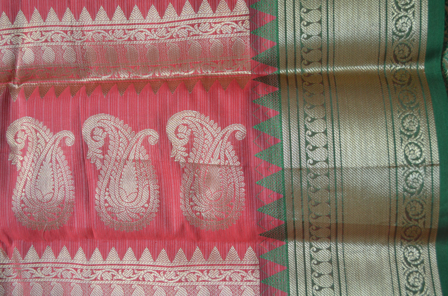 Cream Red and Green Kota Gadwal Cotton Silk Handloom Saree