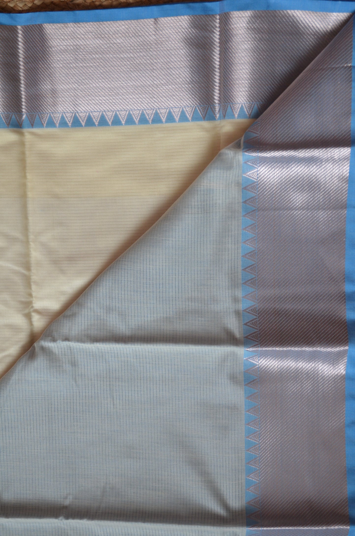 Cream Blue Mangalagiri Cotton Silk Handloom Saree