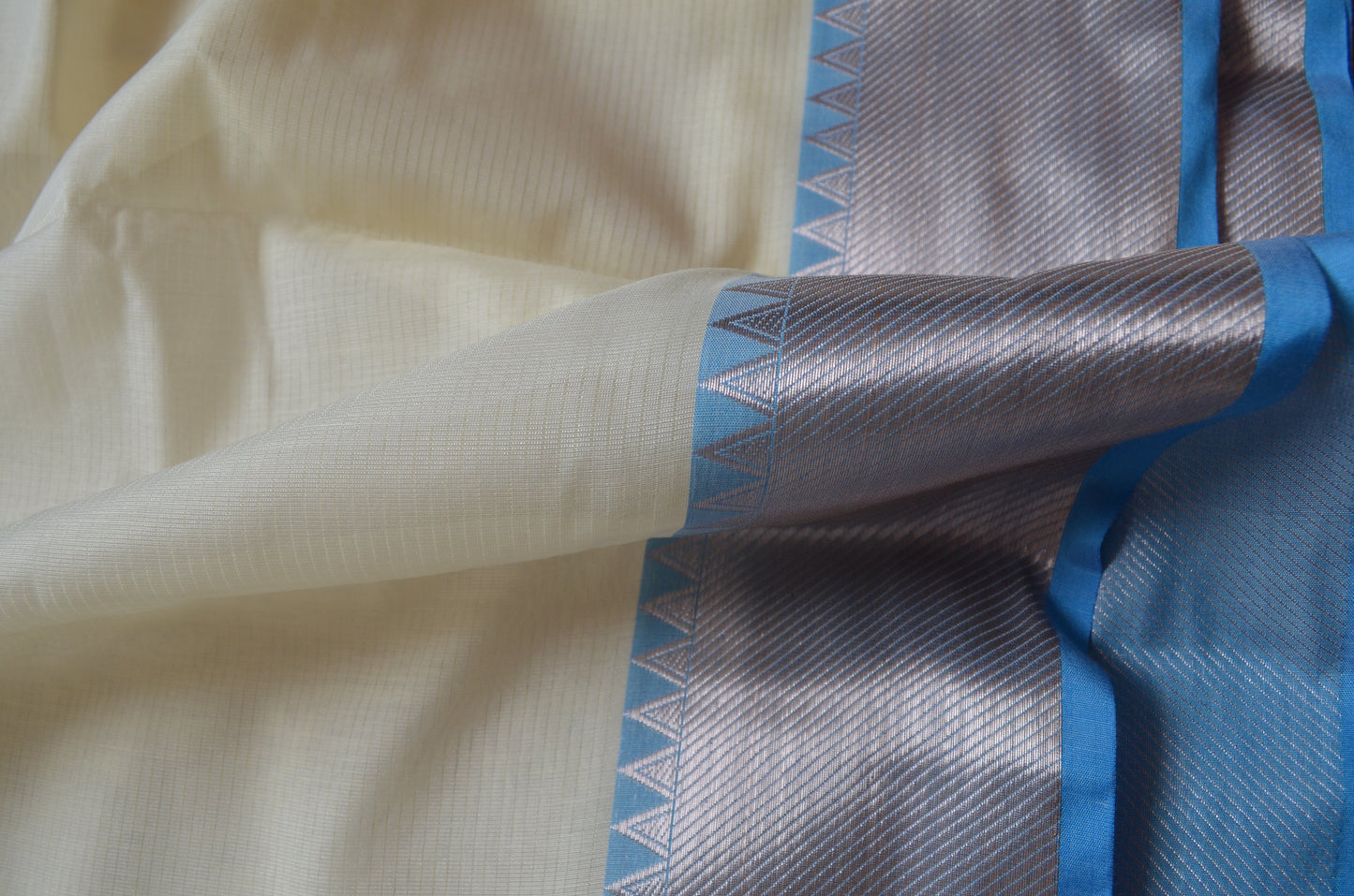 Cream Blue Mangalagiri Cotton Silk Handloom Saree