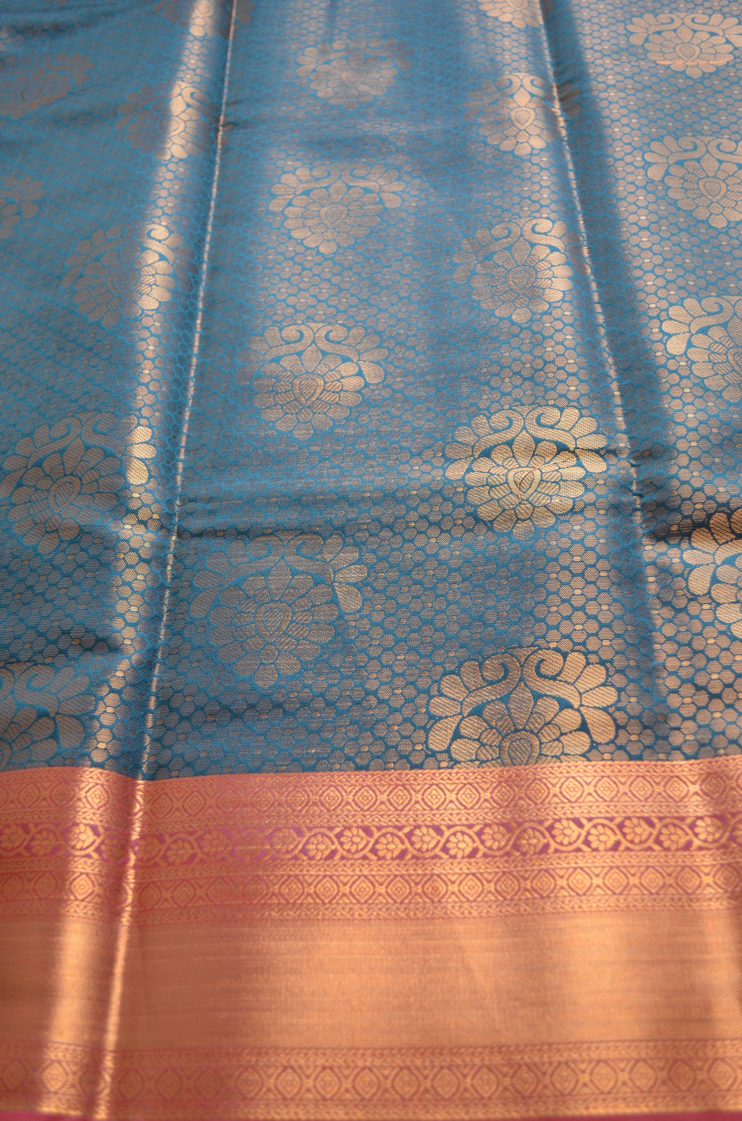 Jungle Green Jacquard Kanjivaram Silk Saree