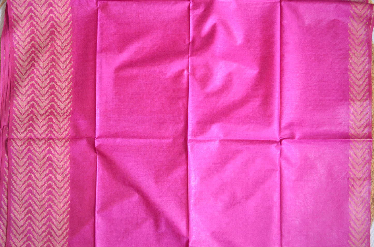 Magenta Contemporary Thread Work Vegan Silk Handloom Saree