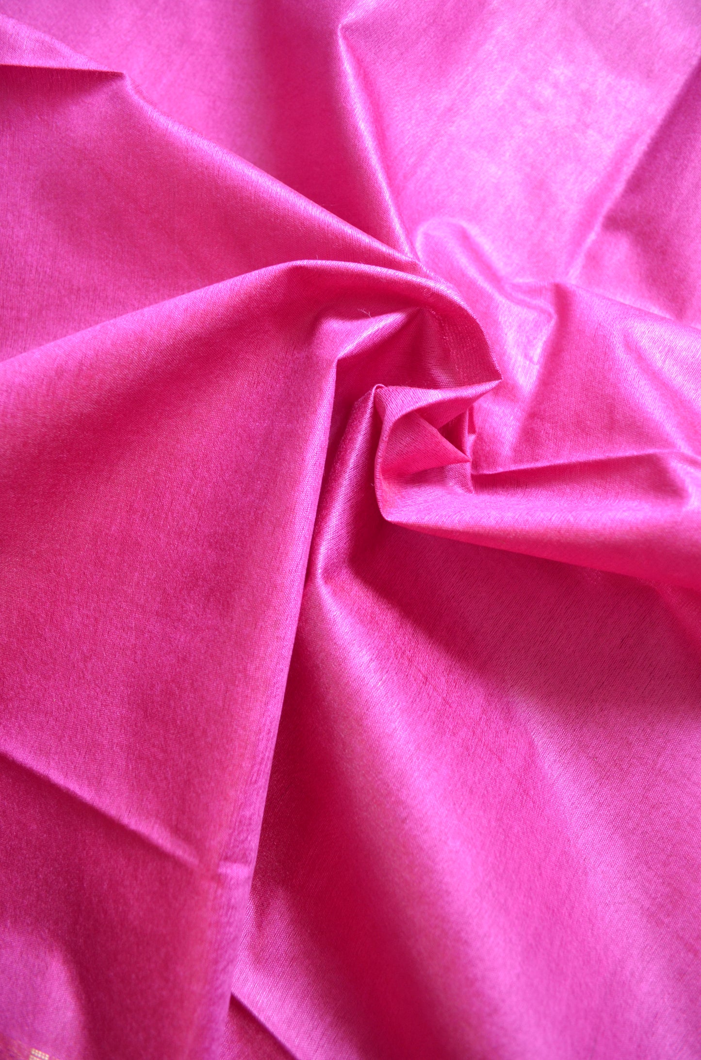 Magenta Contemporary Thread Work Vegan Silk Handloom Saree